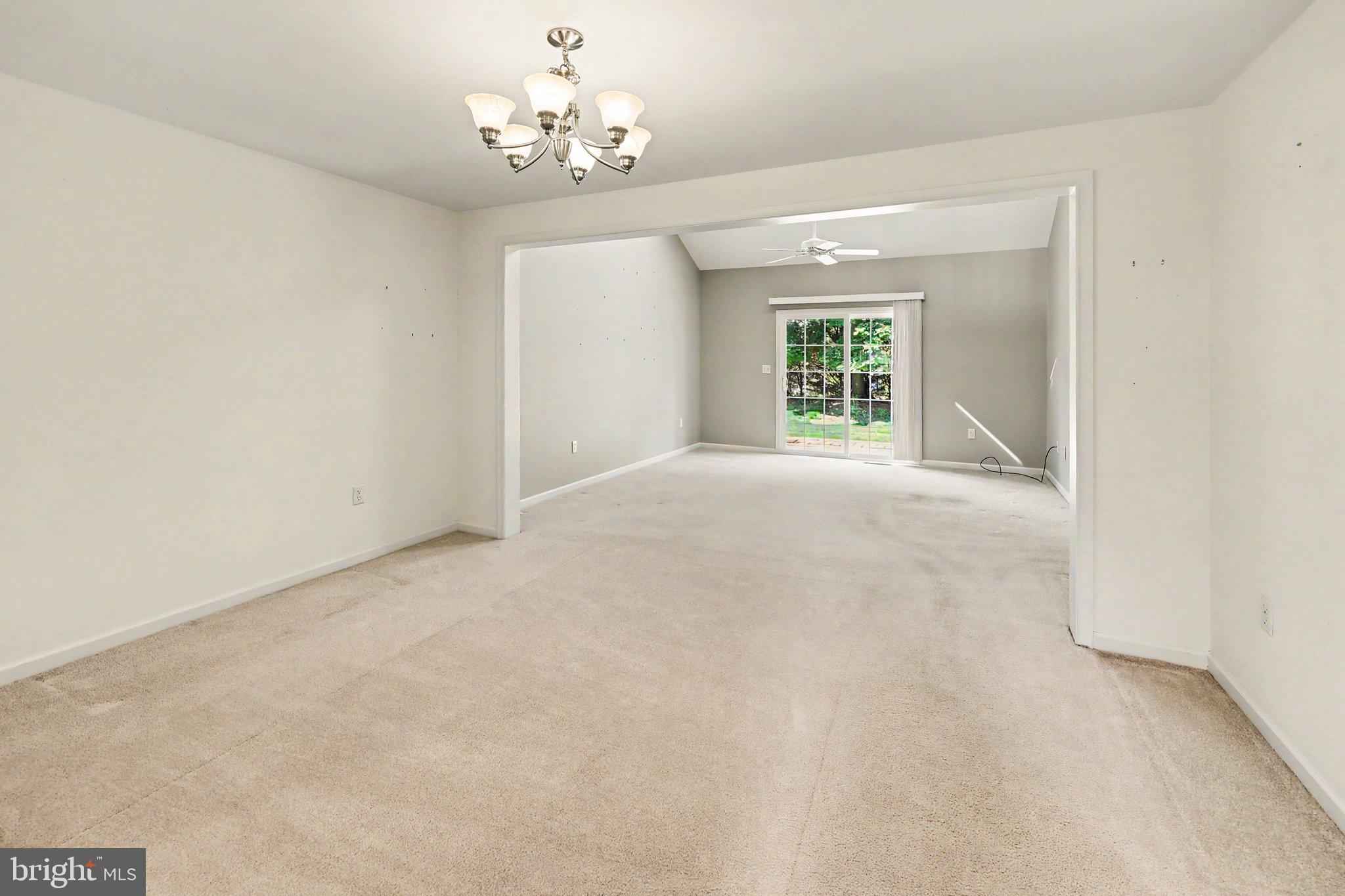 WITNEY RIDGE - Residential