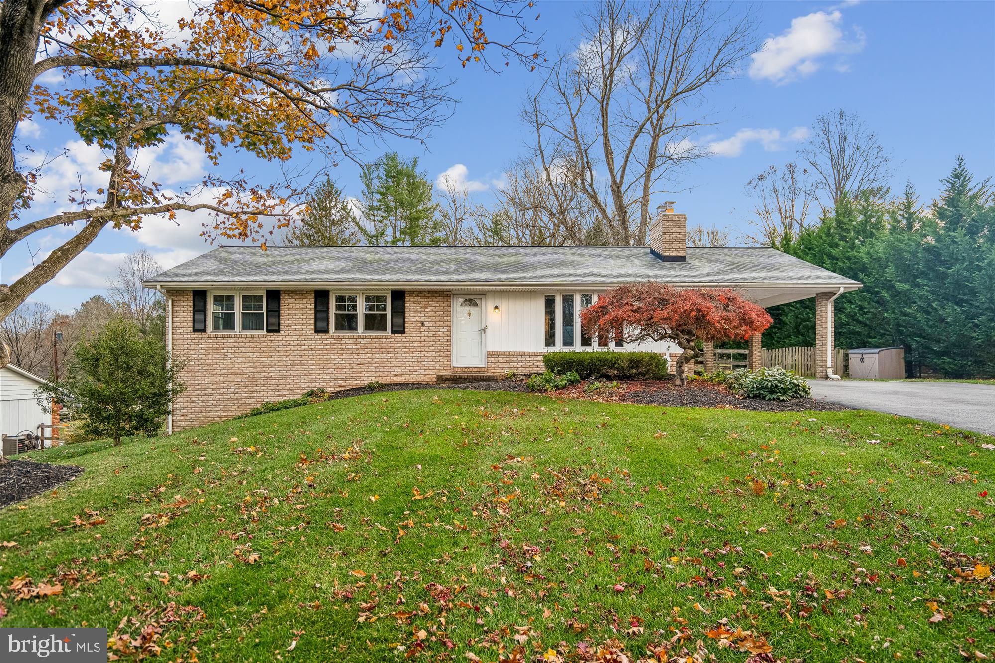 2211 MOUNT HEBRON DRIVE