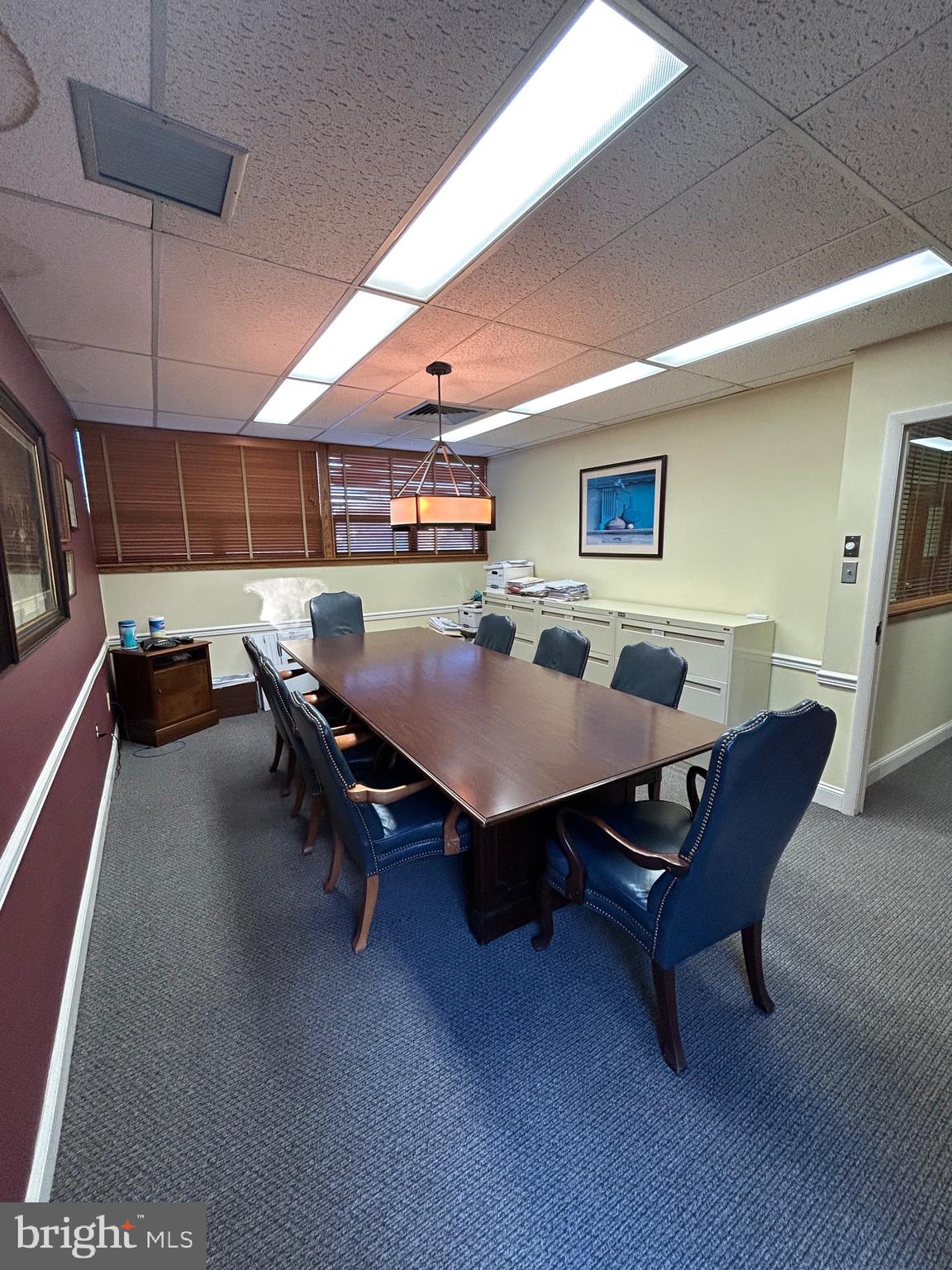 810 DOWNINGTOWN PIKE