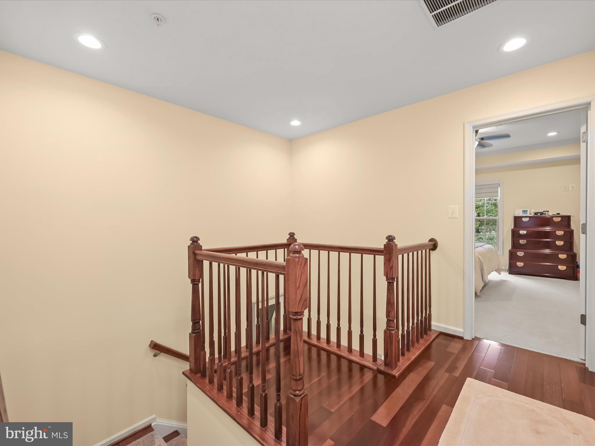 POPLAR RUN - Residential