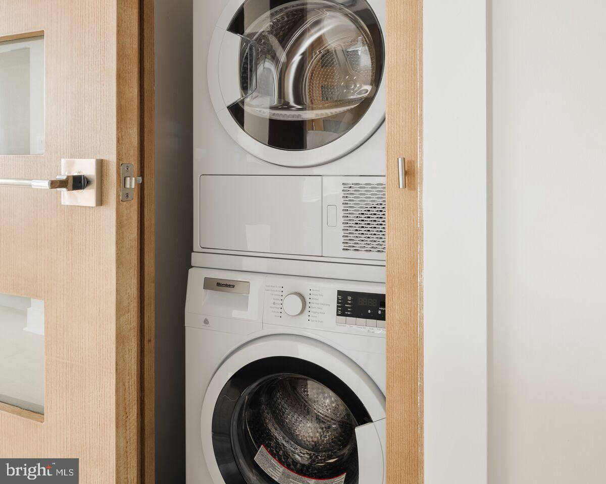 OLD CITY - Residential Lease