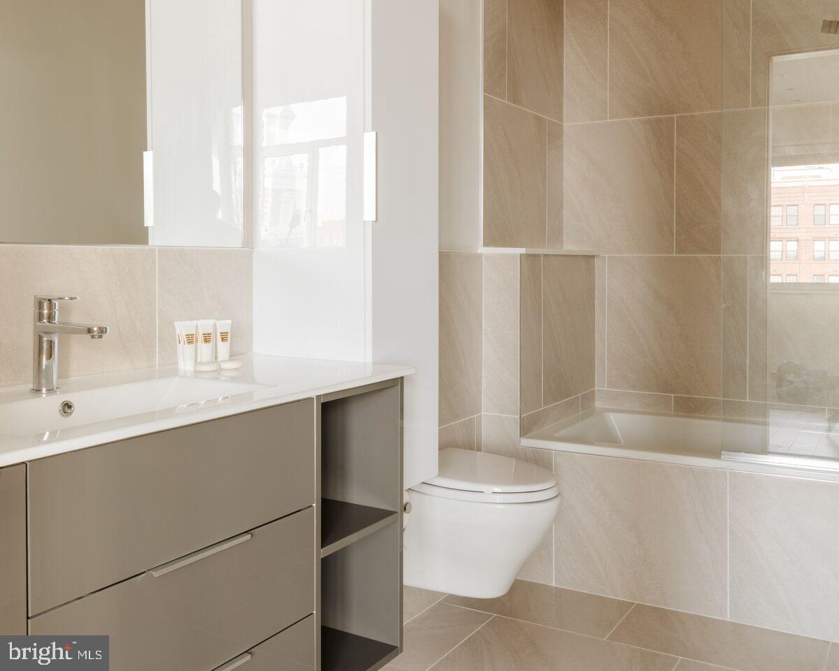 OLD CITY - Residential Lease