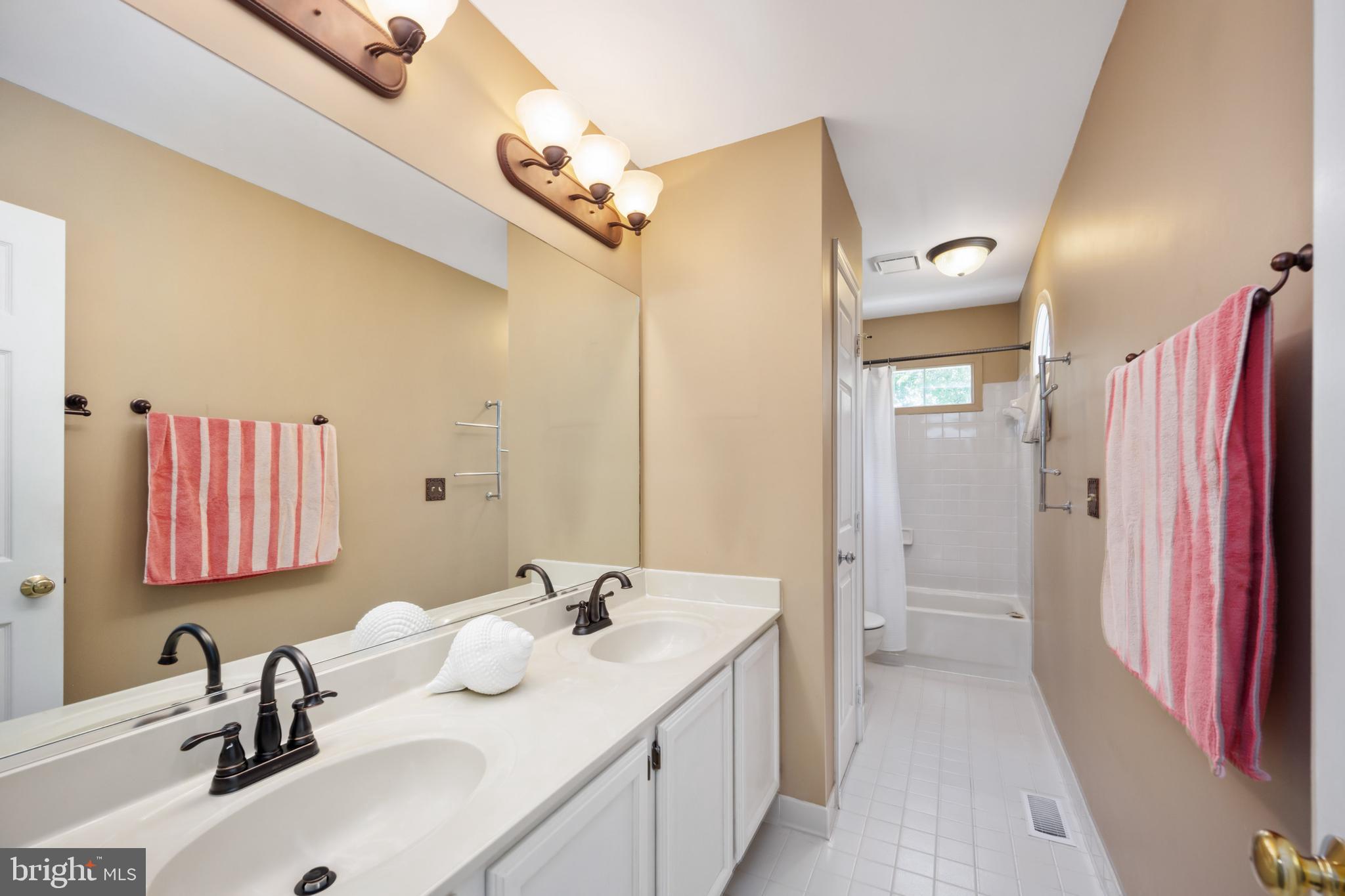 AQUIA HARBOUR - Residential