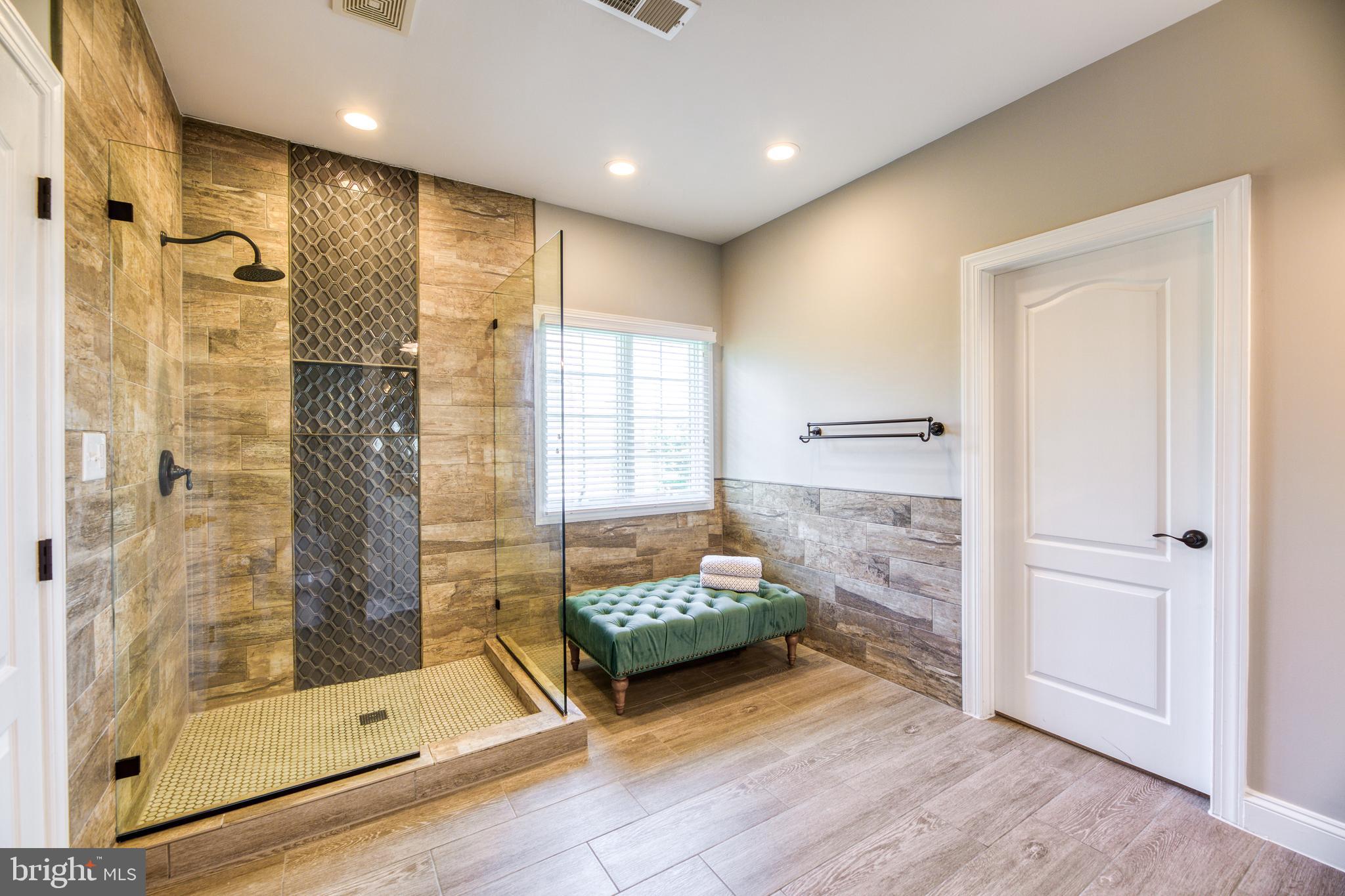 ROKEBY FARM - Residential