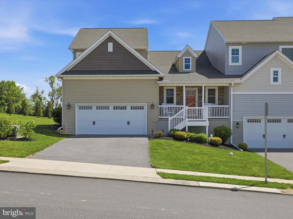 Photo of 3003 Morning Thistle Court, EAST PETERSBURG, PA 17520 (MLS # PALA2089164)