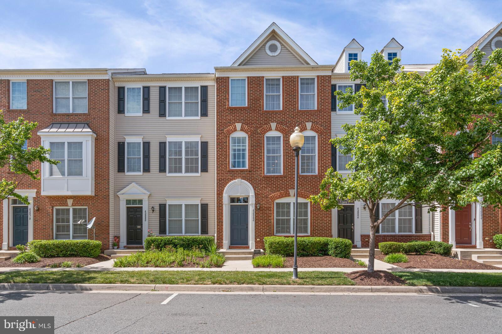 AMBERLEA AT SOUTH RIDING - Residential