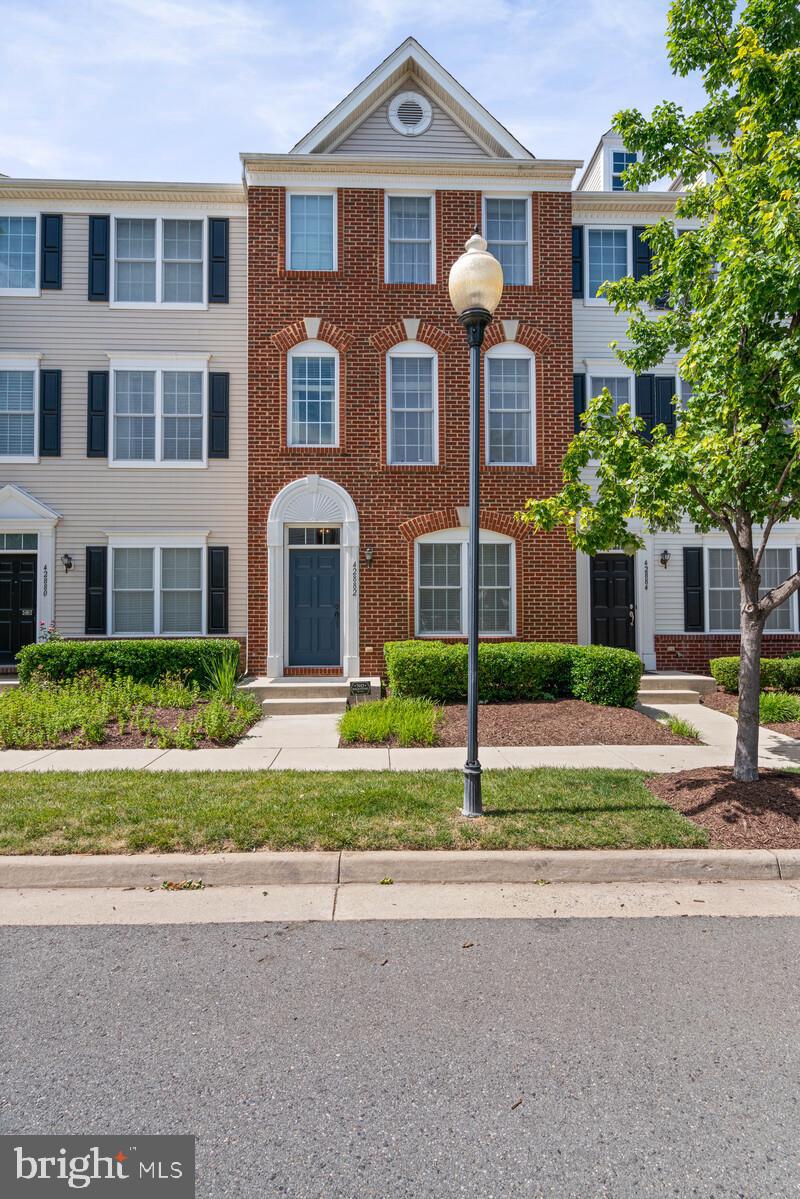 AMBERLEA AT SOUTH RIDING - Residential