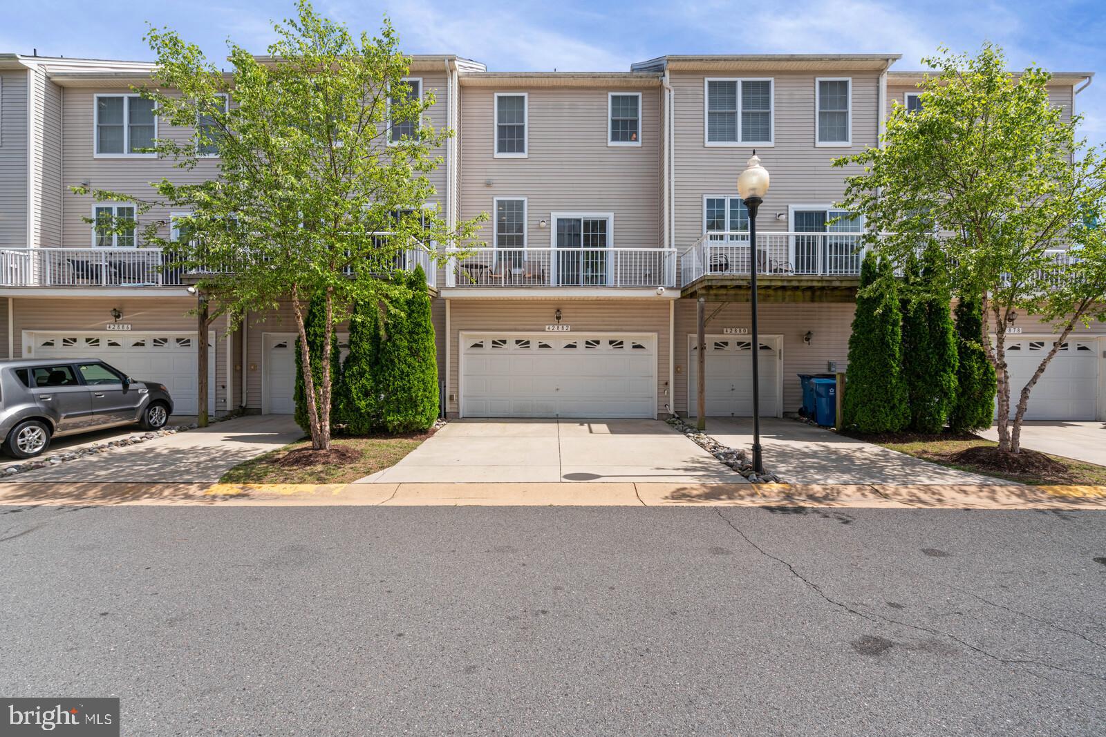 AMBERLEA AT SOUTH RIDING - Residential