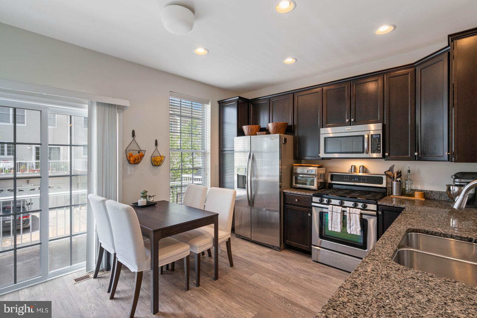 AMBERLEA AT SOUTH RIDING - Residential