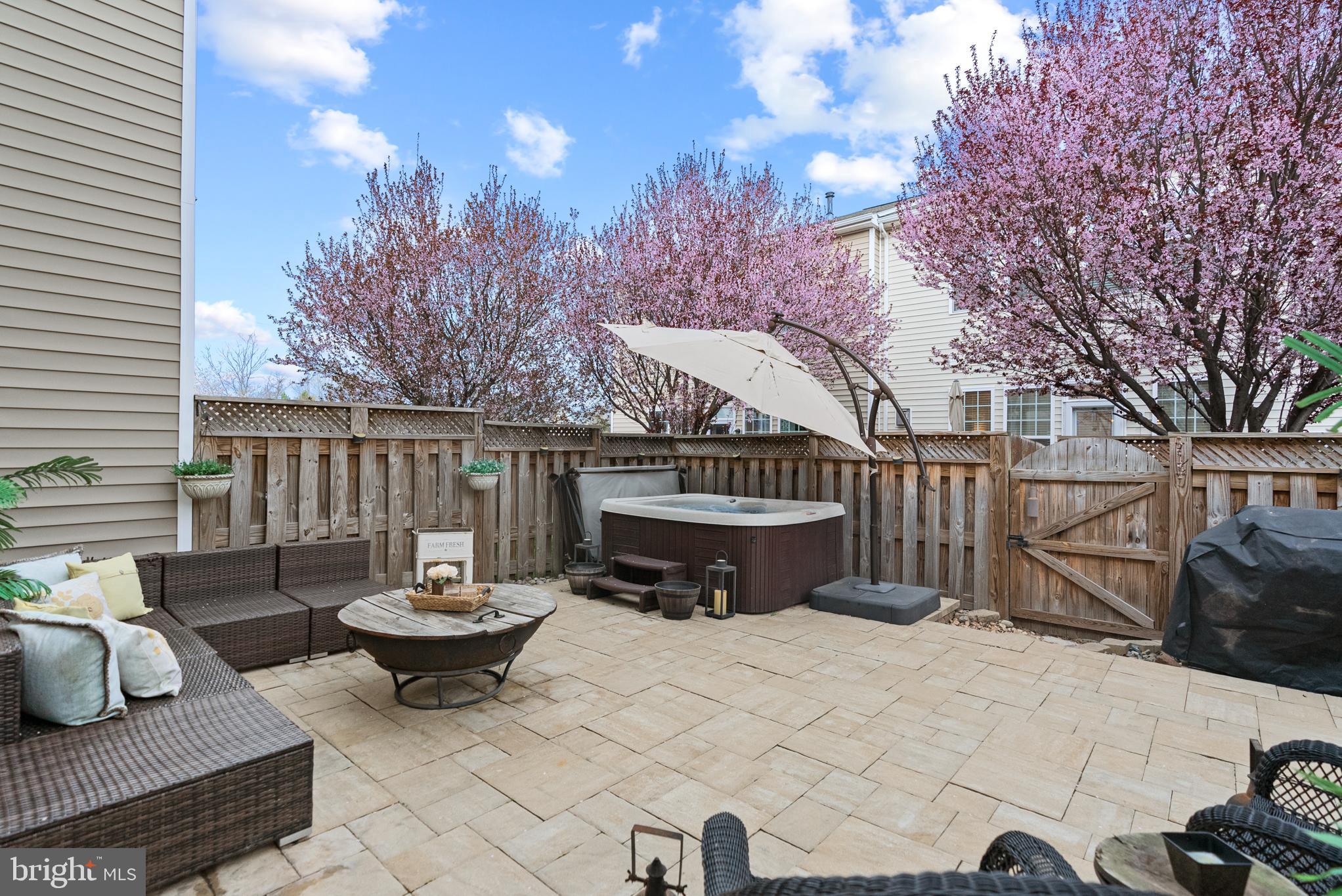 STONE RIDGE - Residential Lease