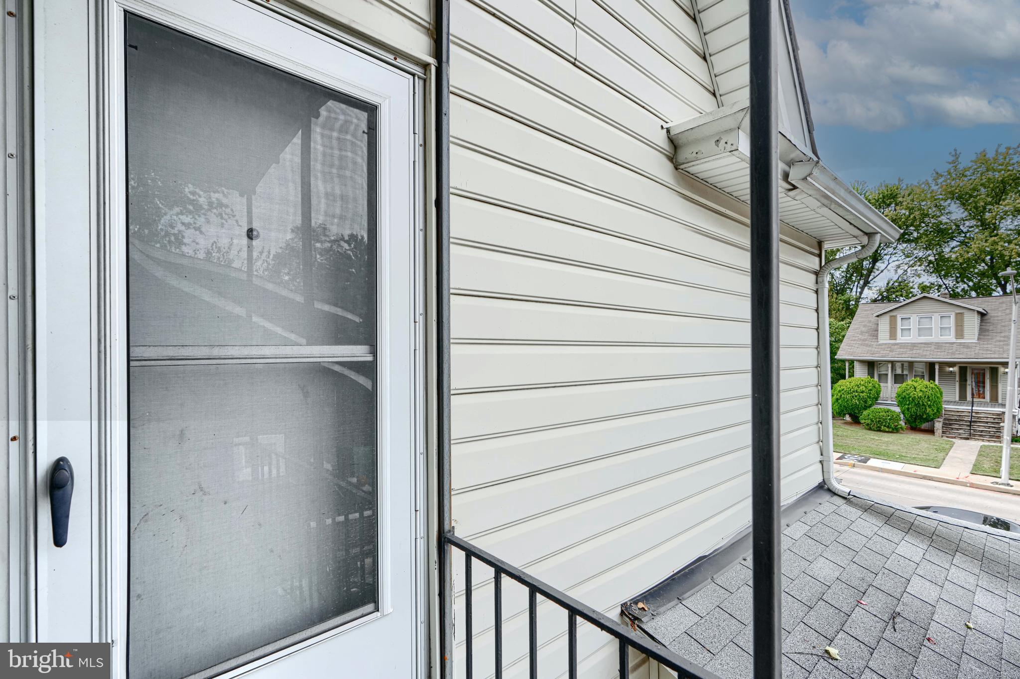 OVERLEA - Residential Income