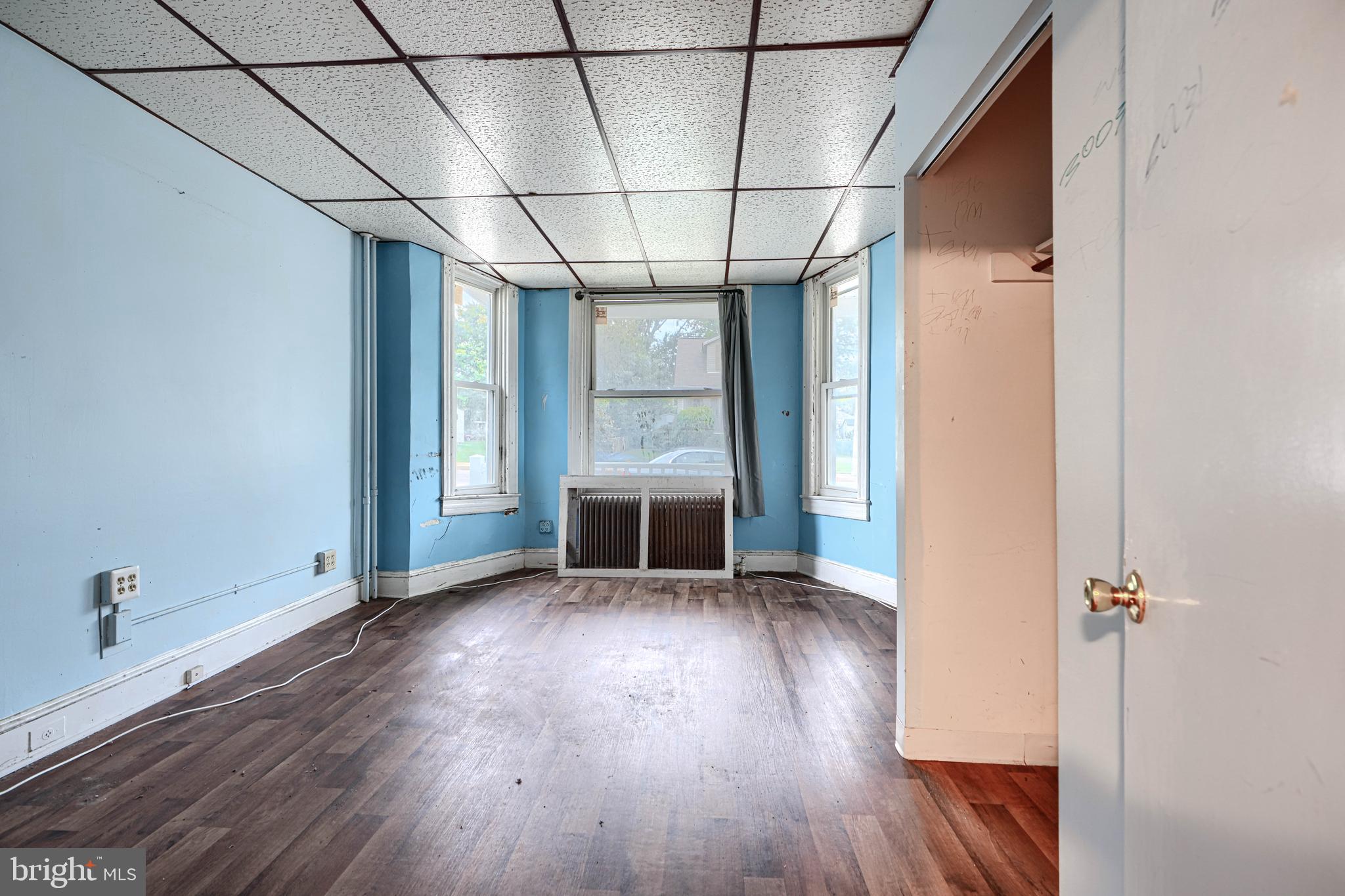 OVERLEA - Residential Income