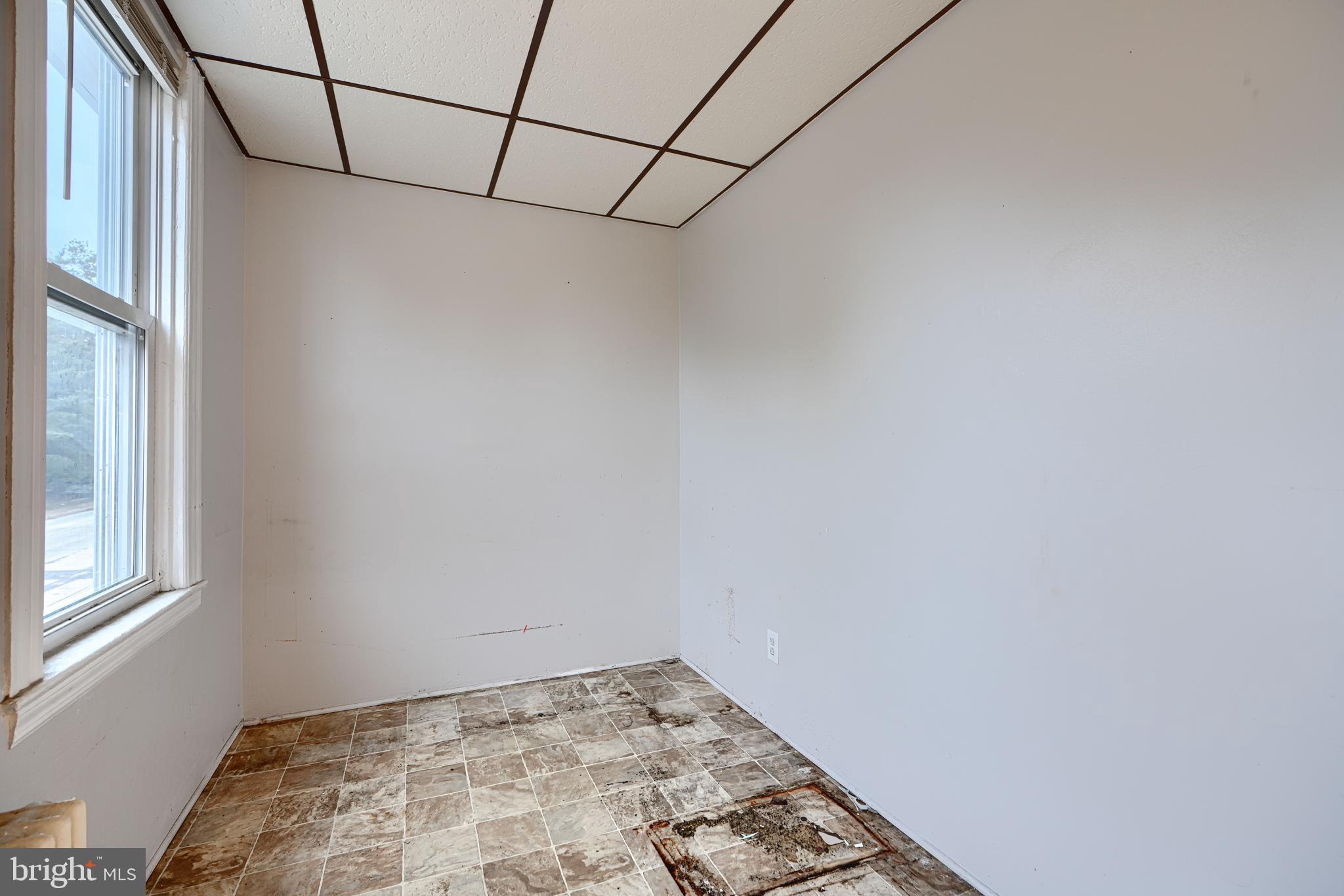 OVERLEA - Residential Income