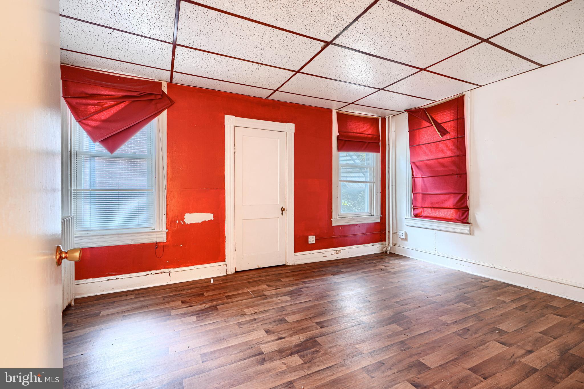 OVERLEA - Residential Income