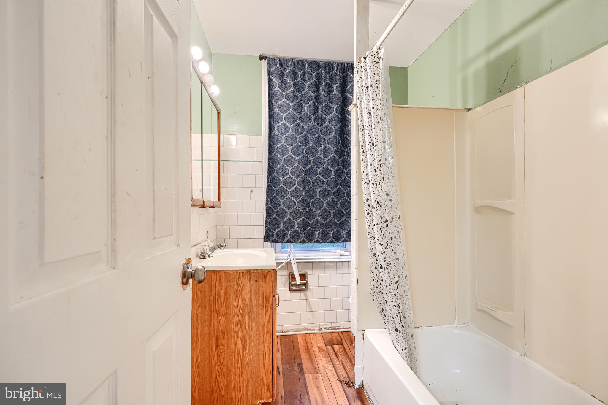 OVERLEA - Residential Income