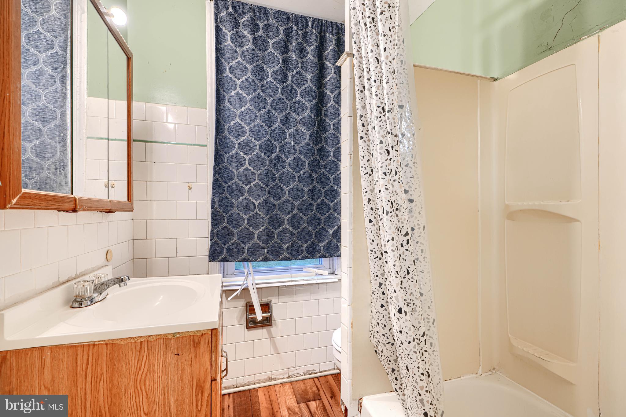 OVERLEA - Residential Income