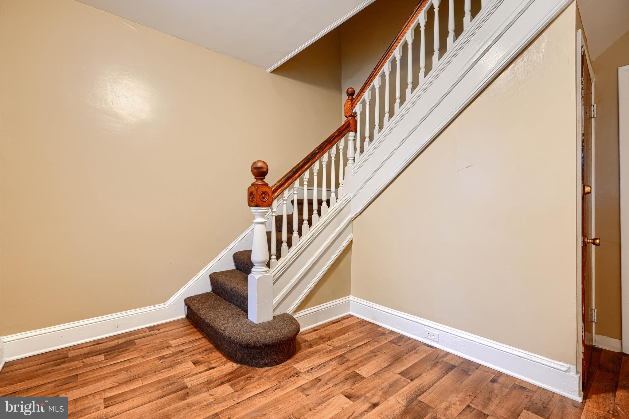 OVERLEA - Residential Income