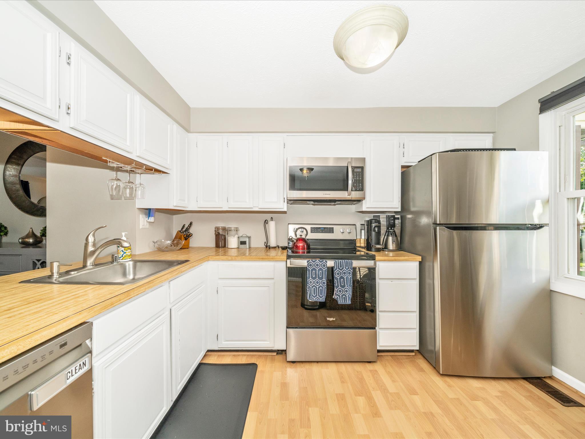 11708 ZEBRAWOOD COURT