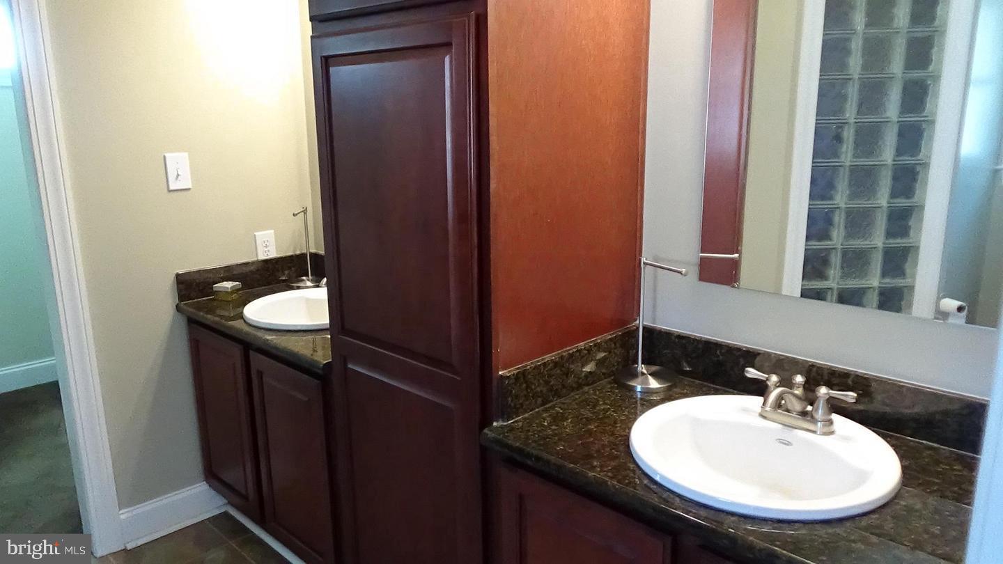 ARUNDEL ACRES - Residential