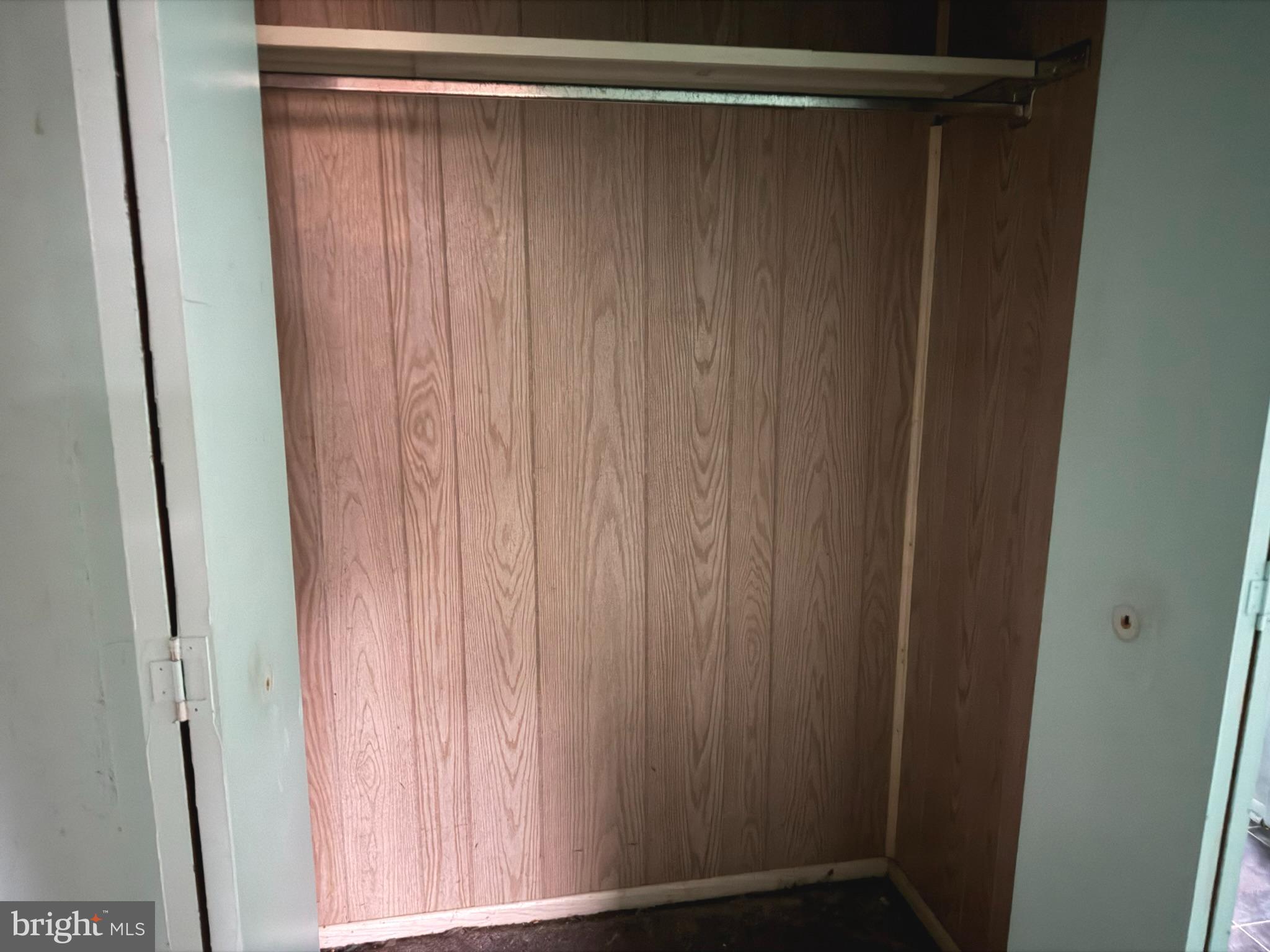 BREEZEWOOD - Residential