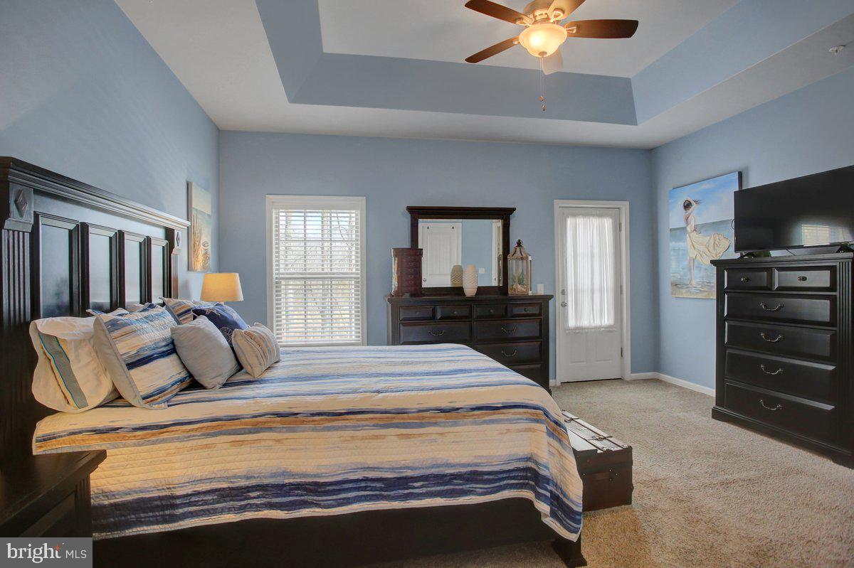 QUAIL RUN CONDOS - Residential