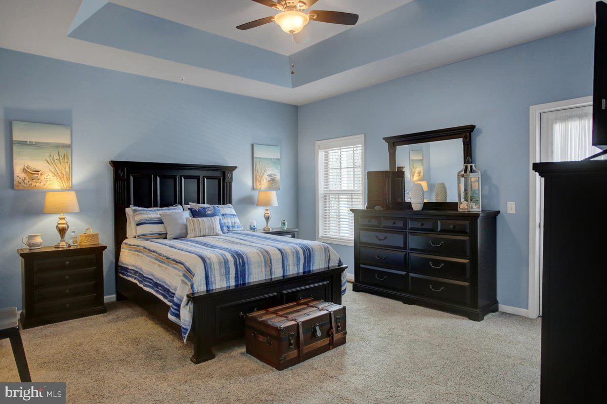 QUAIL RUN CONDOS - Residential