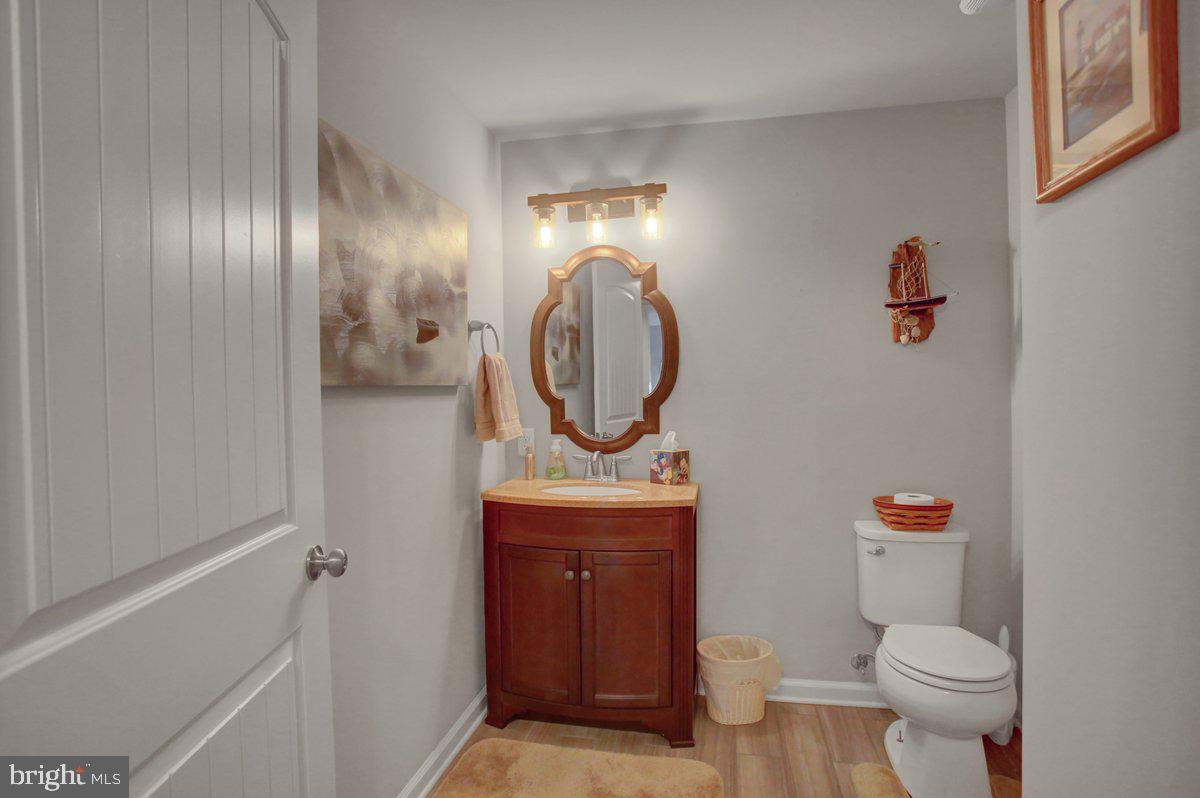 QUAIL RUN CONDOS - Residential