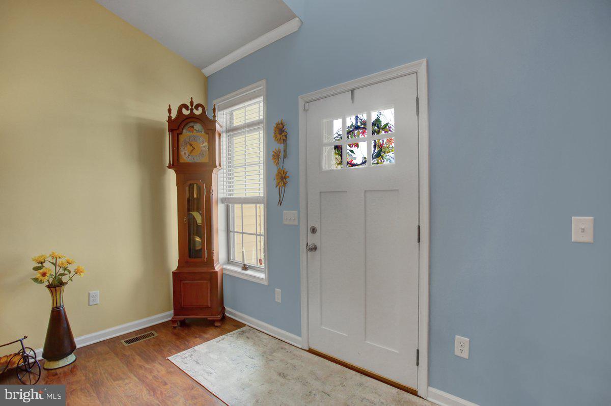 QUAIL RUN CONDOS - Residential