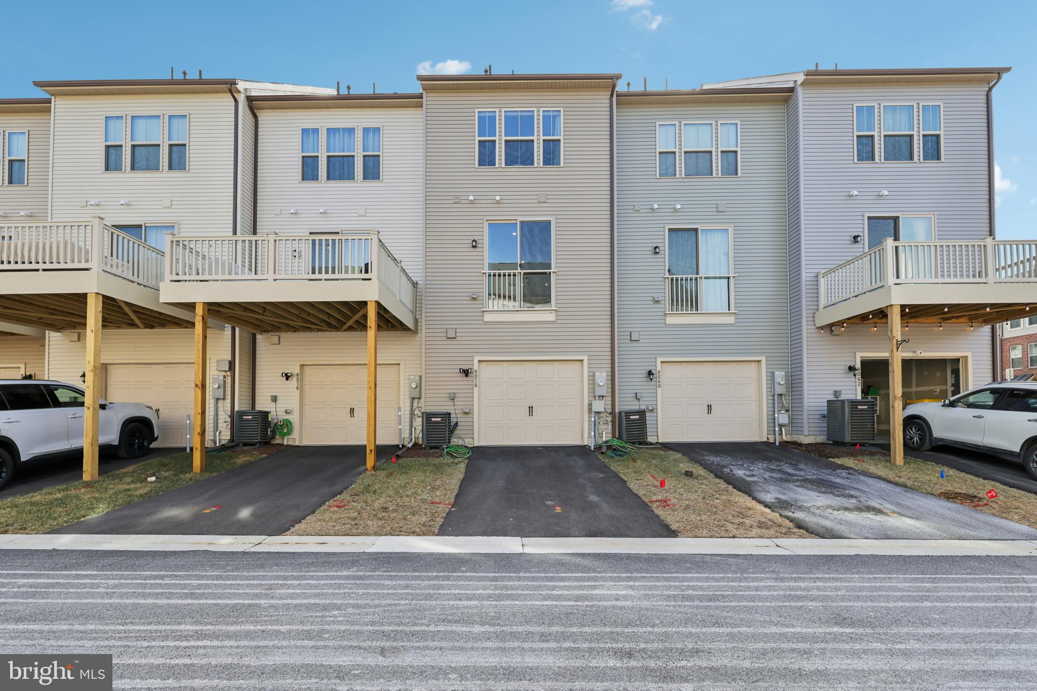 PARKSIDE - Residential