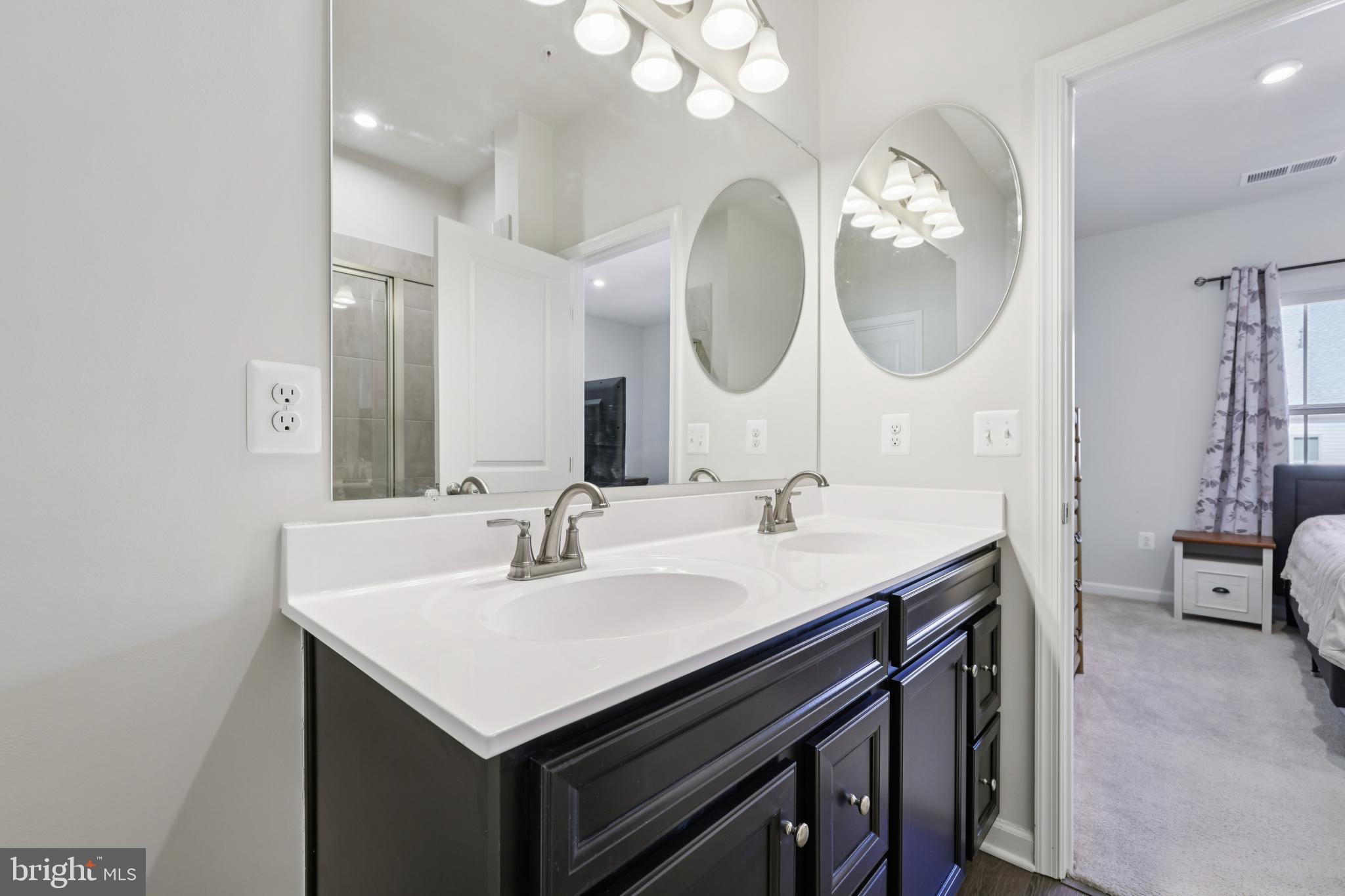 PARKSIDE - Residential