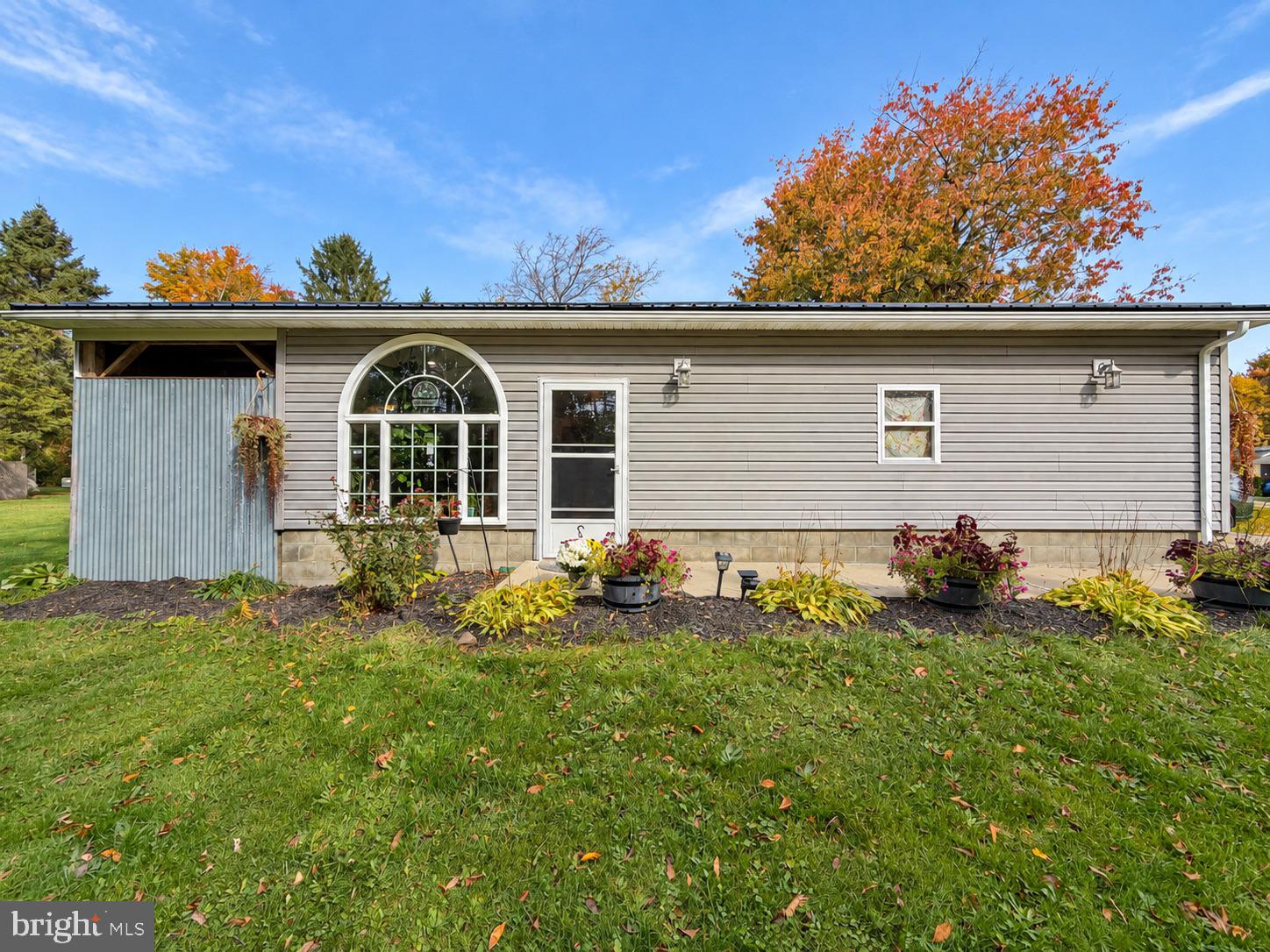 1 POPLAR STREET