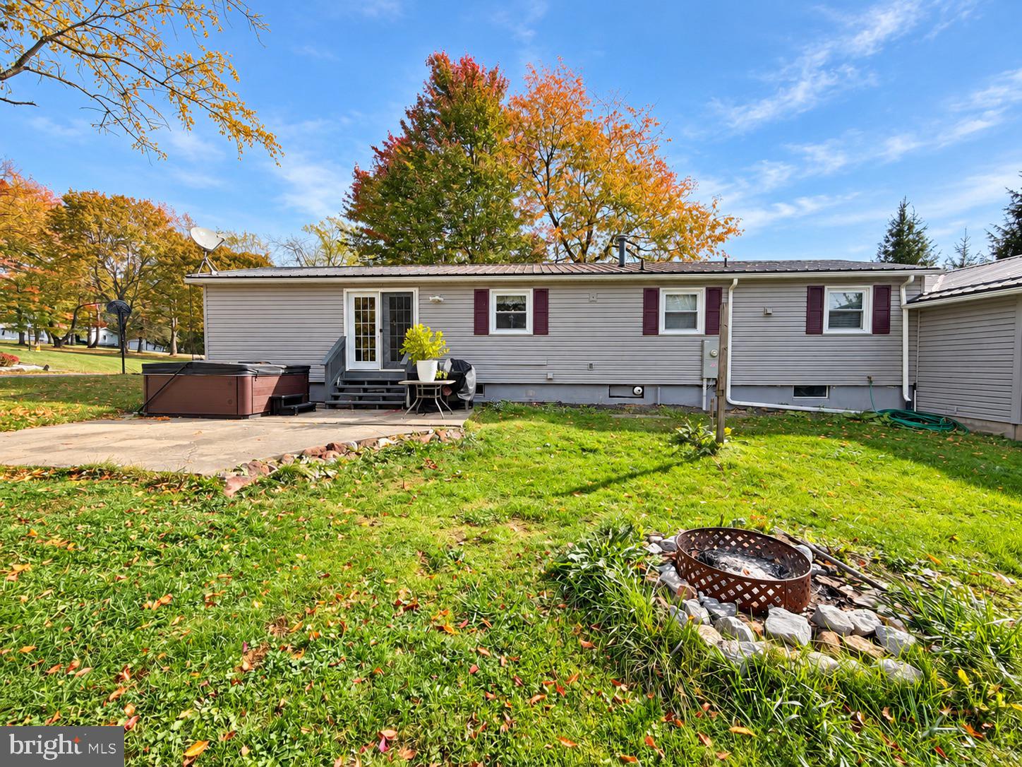 1 POPLAR STREET