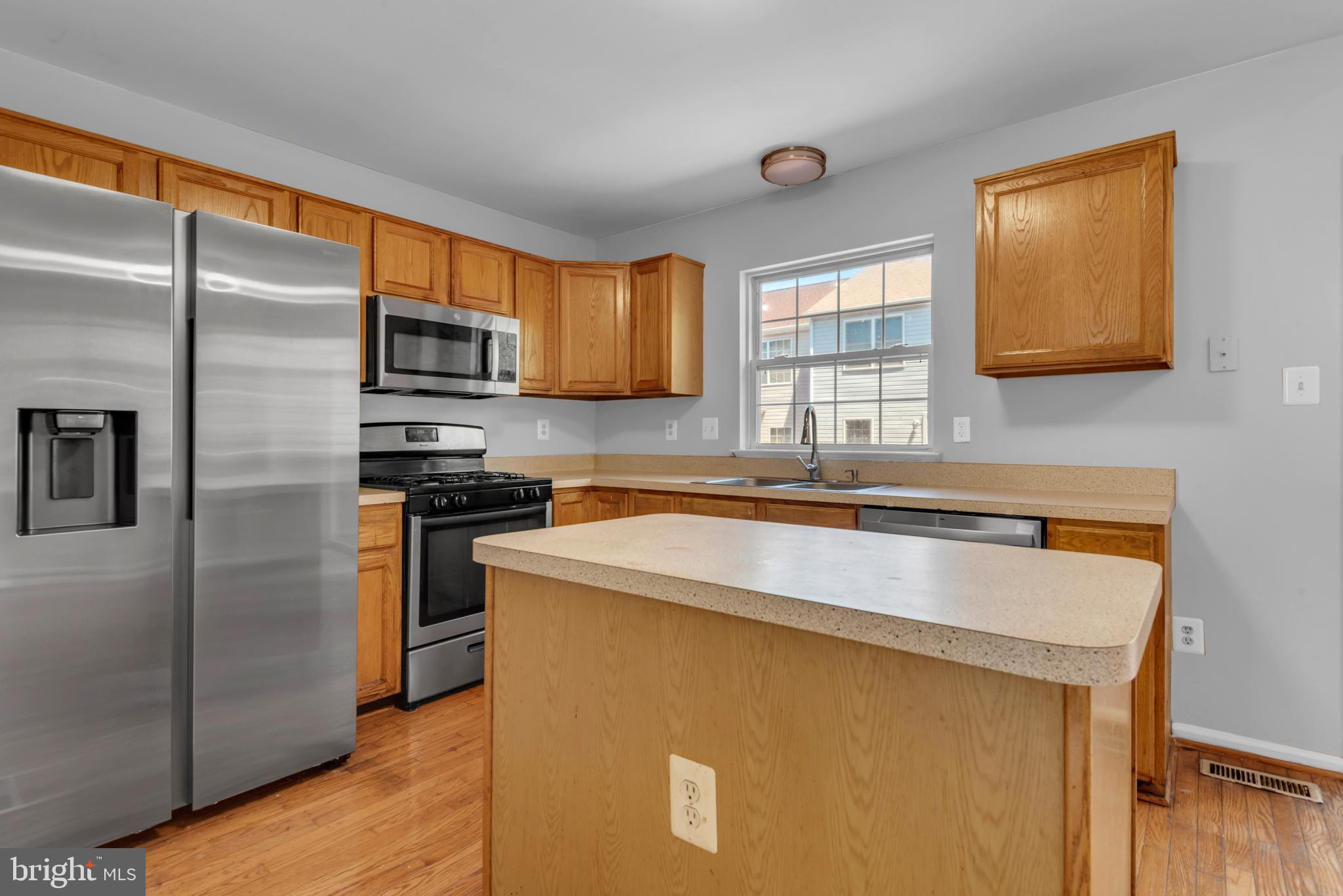 LAKEWOOD EST SUB - Residential