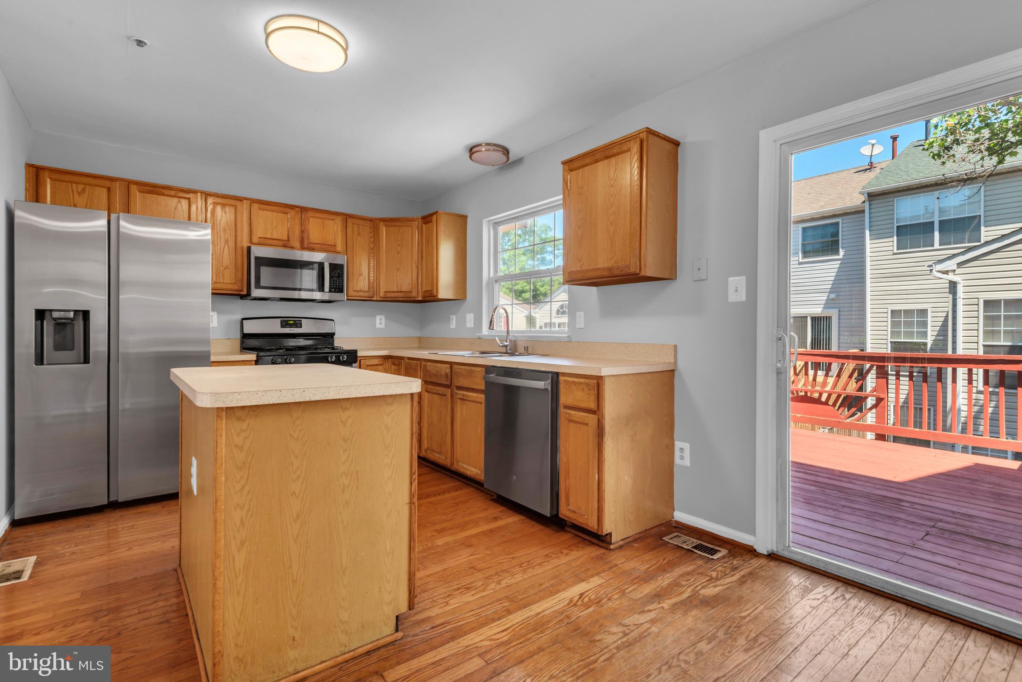 LAKEWOOD EST SUB - Residential