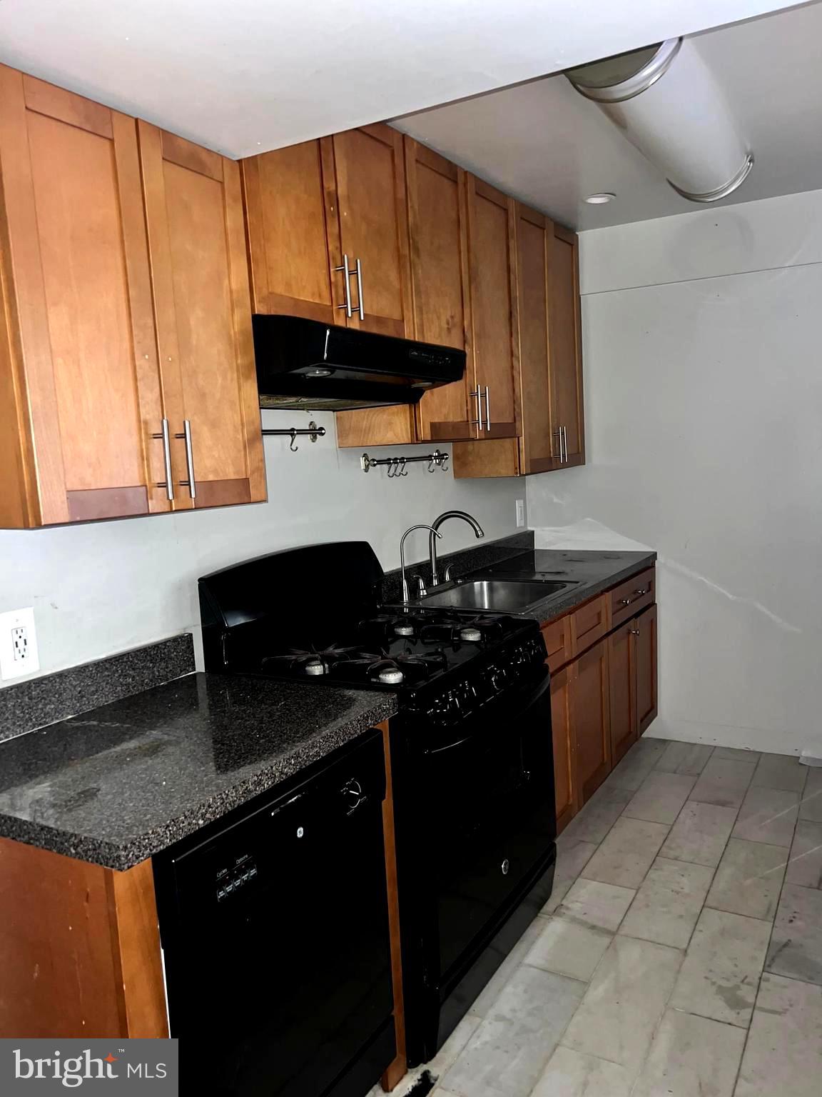 CHERRY GLEN - Residential