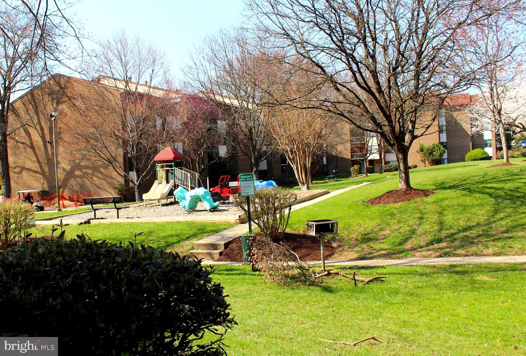 CHERRY GLEN - Residential