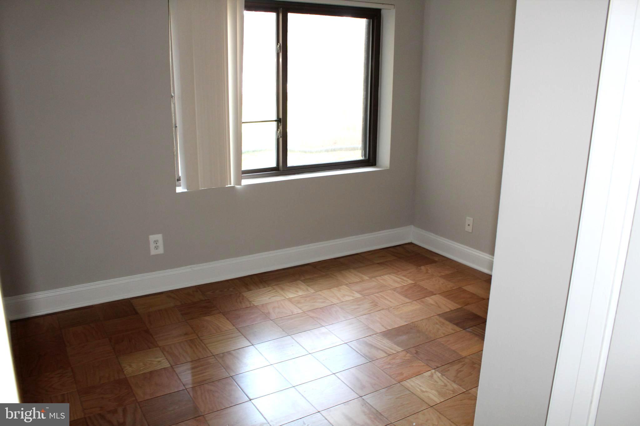 CHERRY GLEN - Residential