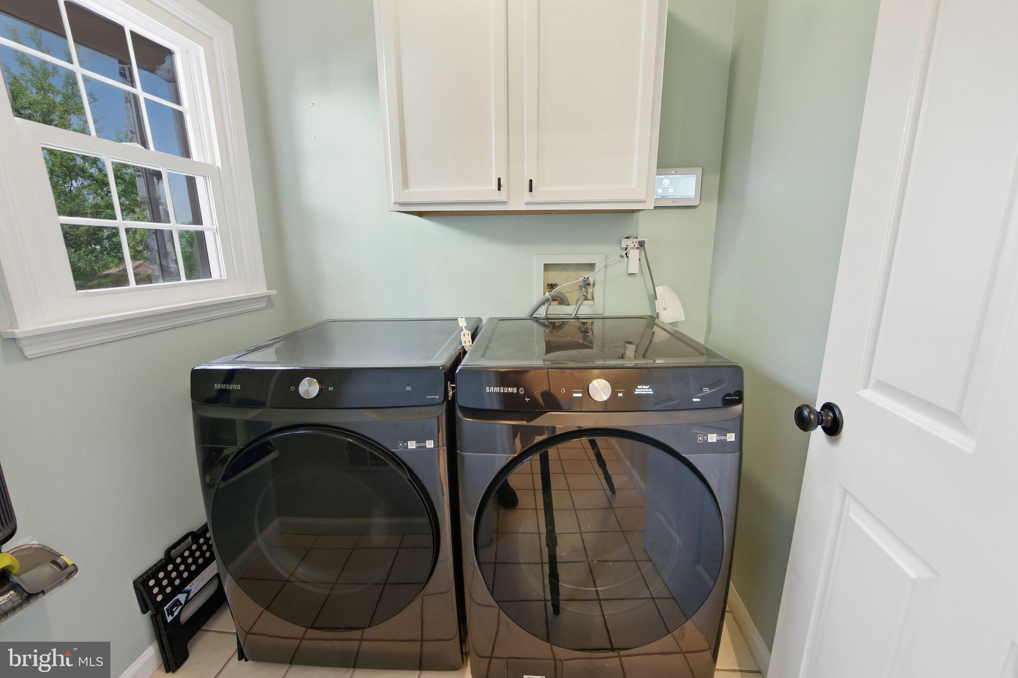 BOW TREE - Residential