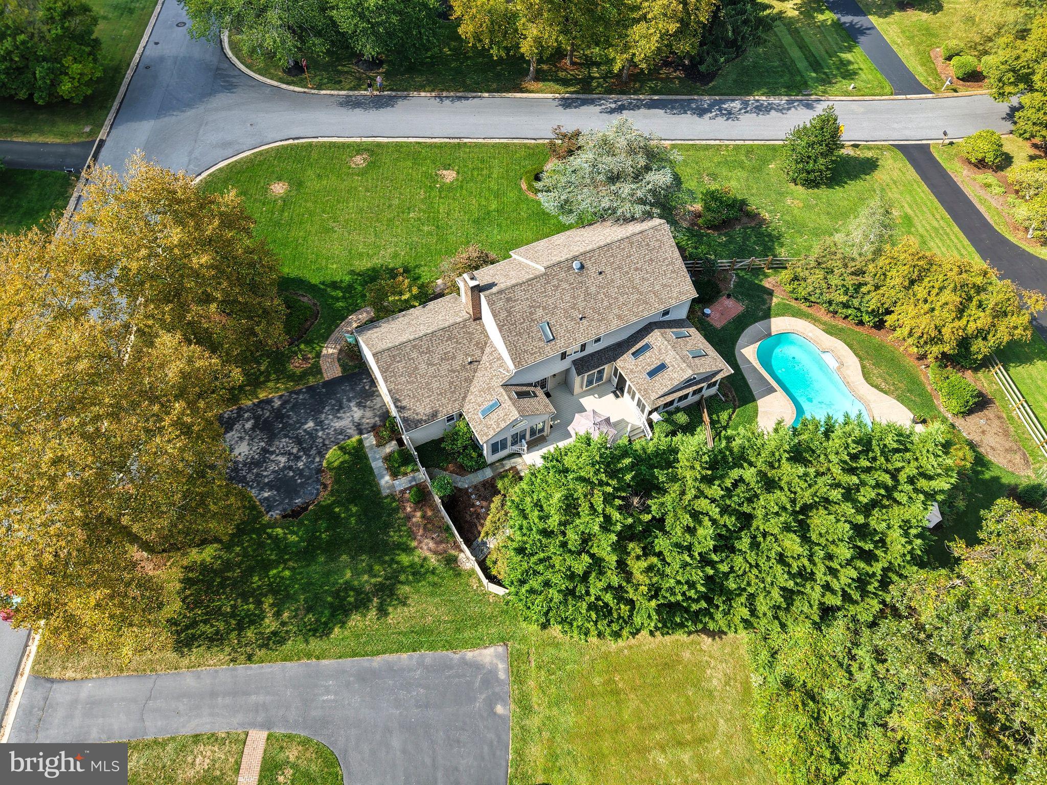 BOW TREE - Residential