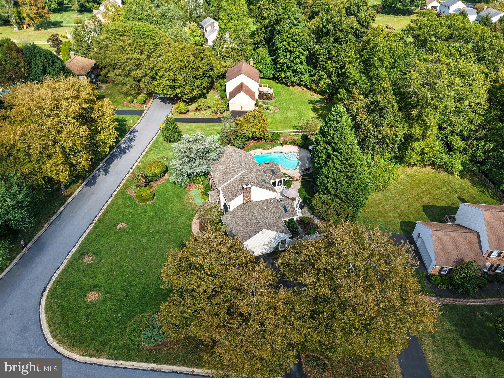 BOW TREE - Residential