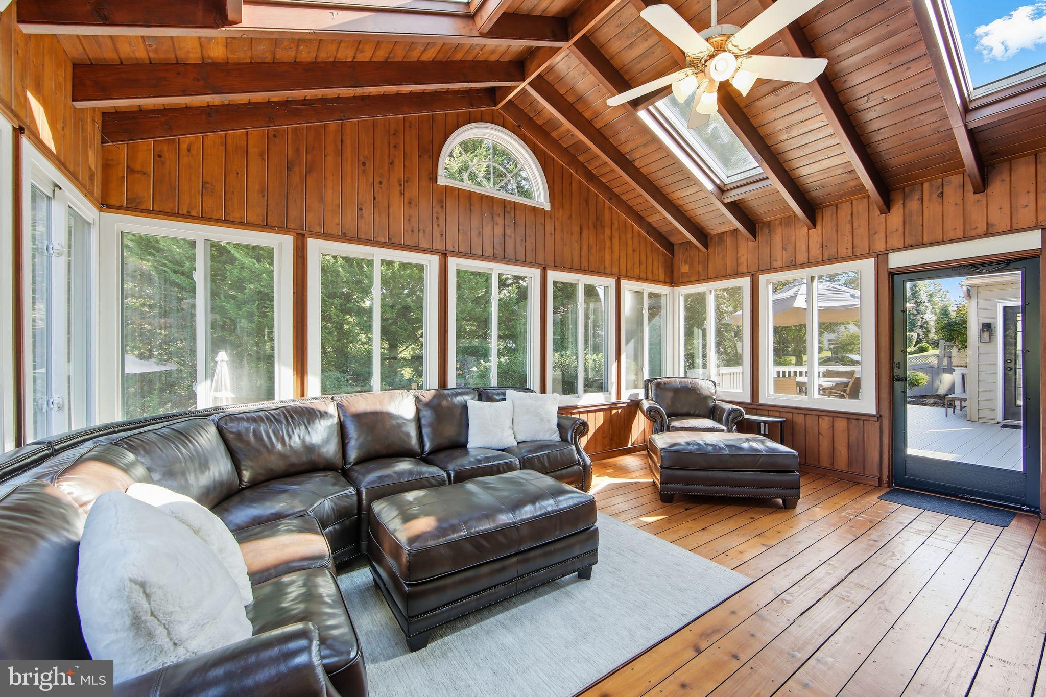 BOW TREE - Residential