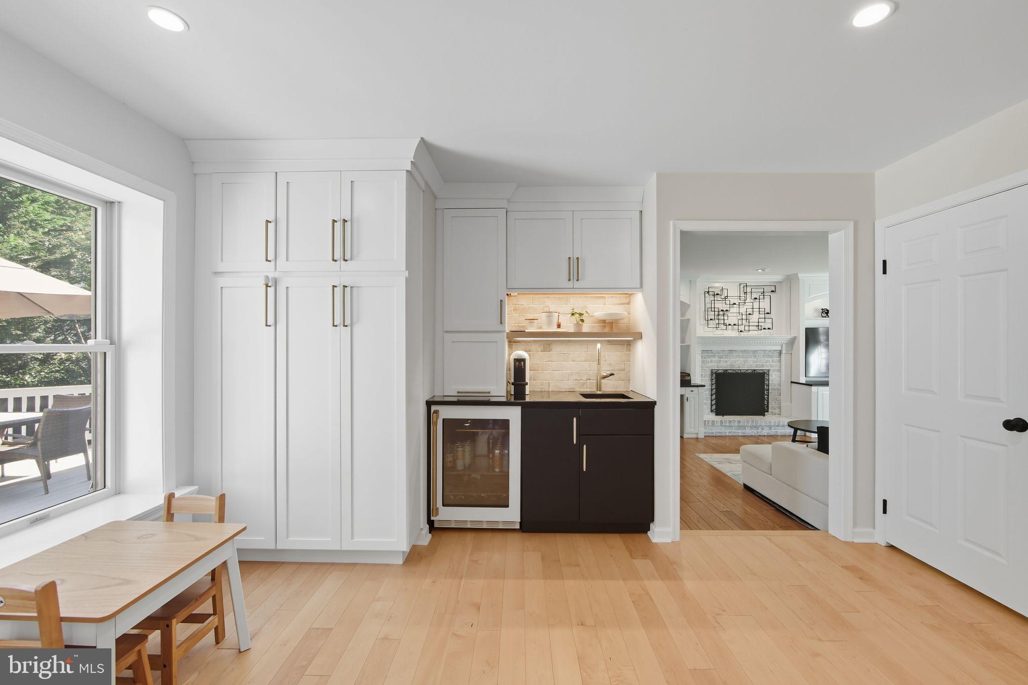 BOW TREE - Residential