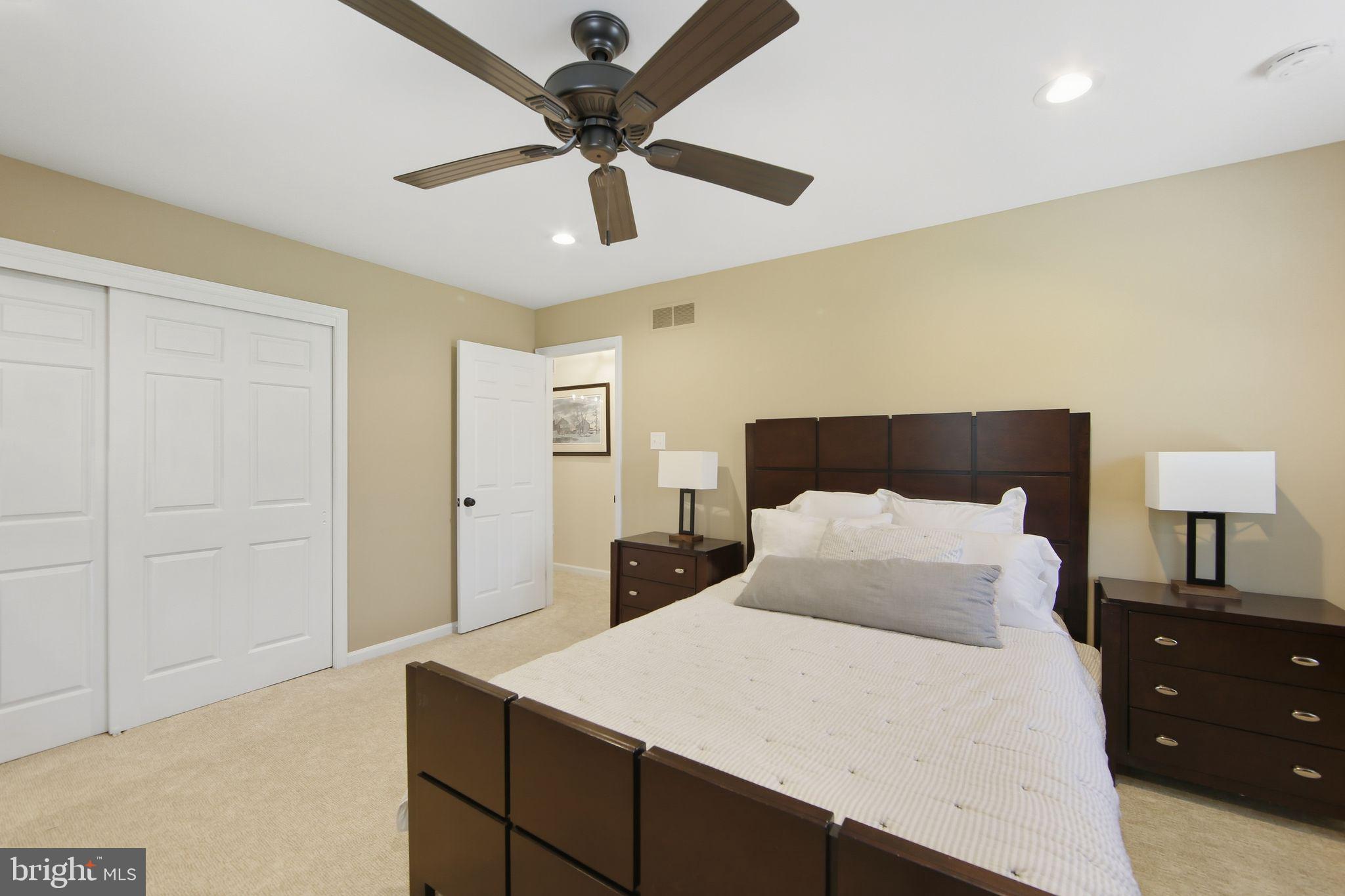 BOW TREE - Residential