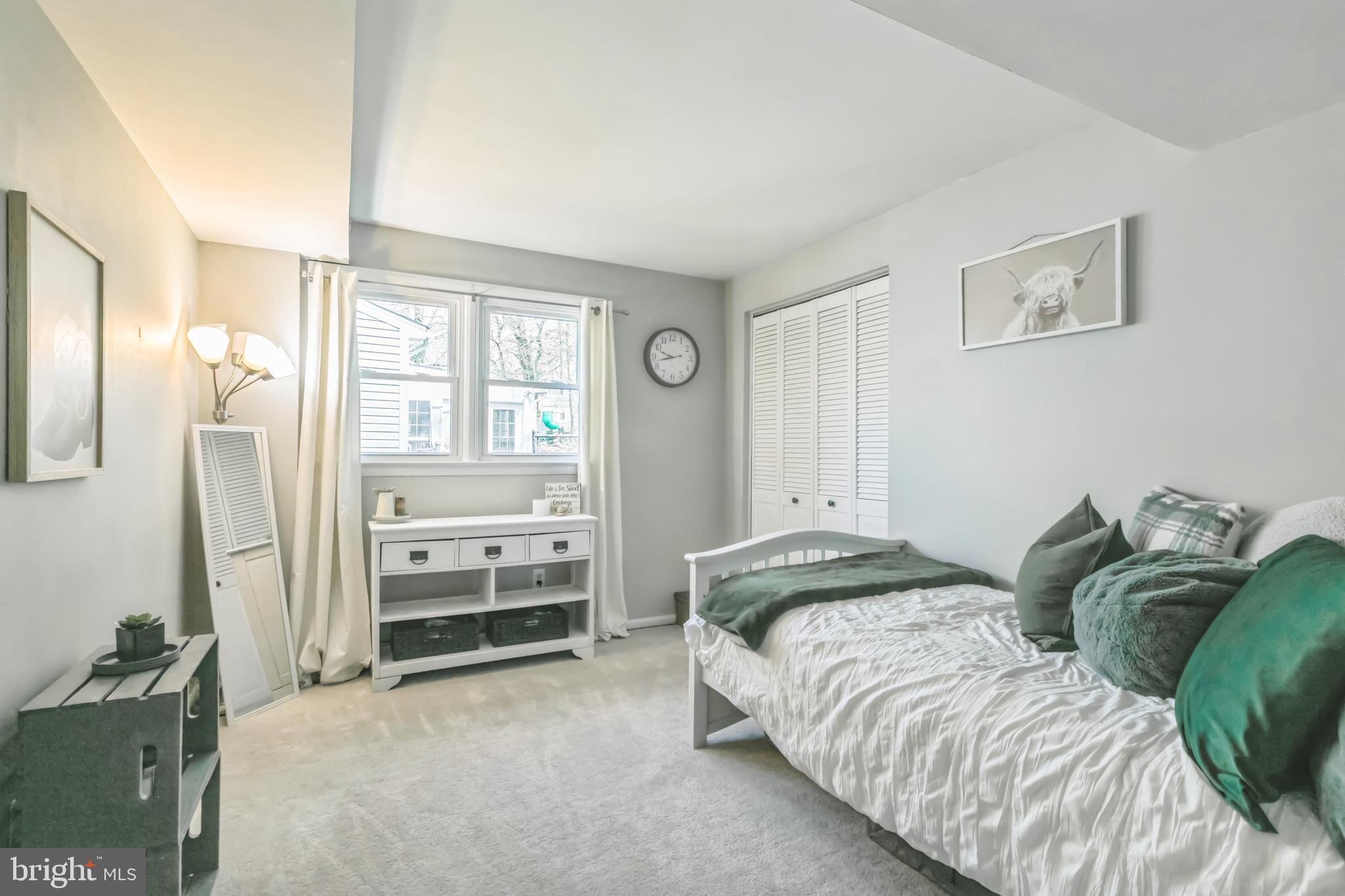 ROLLING VALLEY - Residential