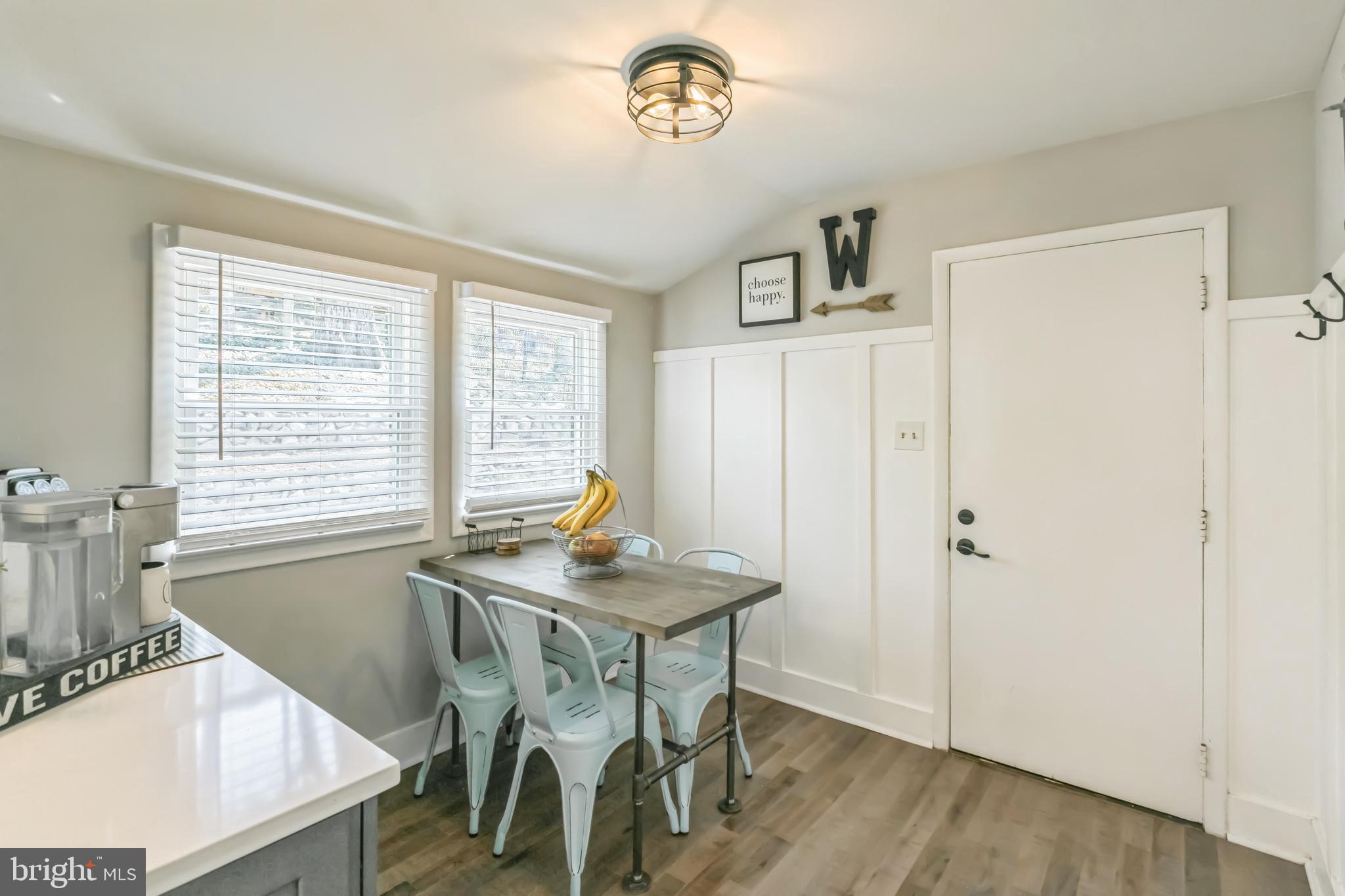 ROLLING VALLEY - Residential