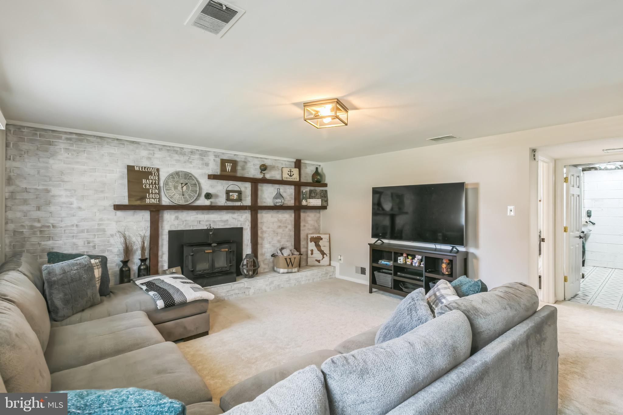 ROLLING VALLEY - Residential