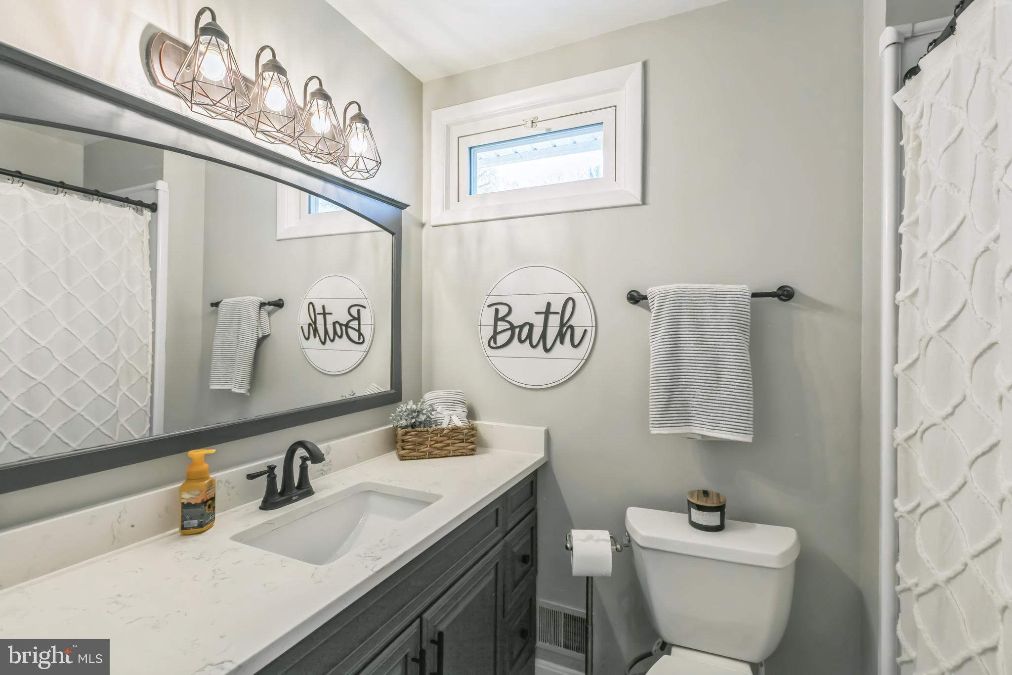 ROLLING VALLEY - Residential