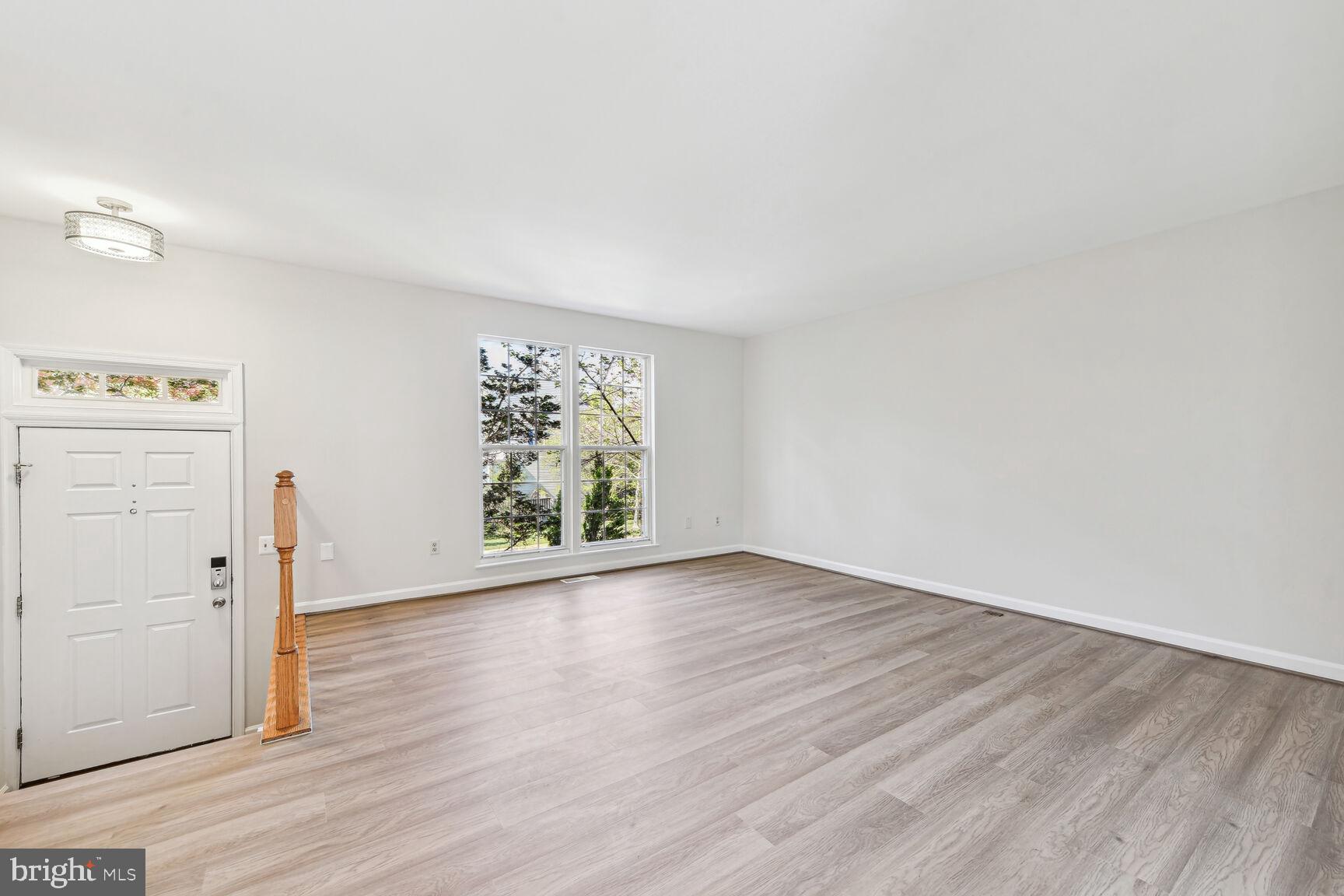 POTOMAC LAKES - Residential