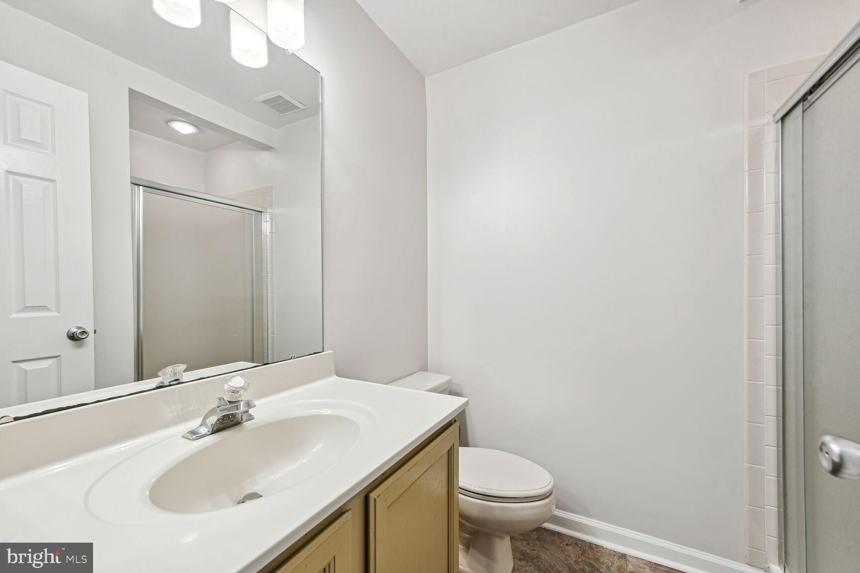 POTOMAC LAKES - Residential