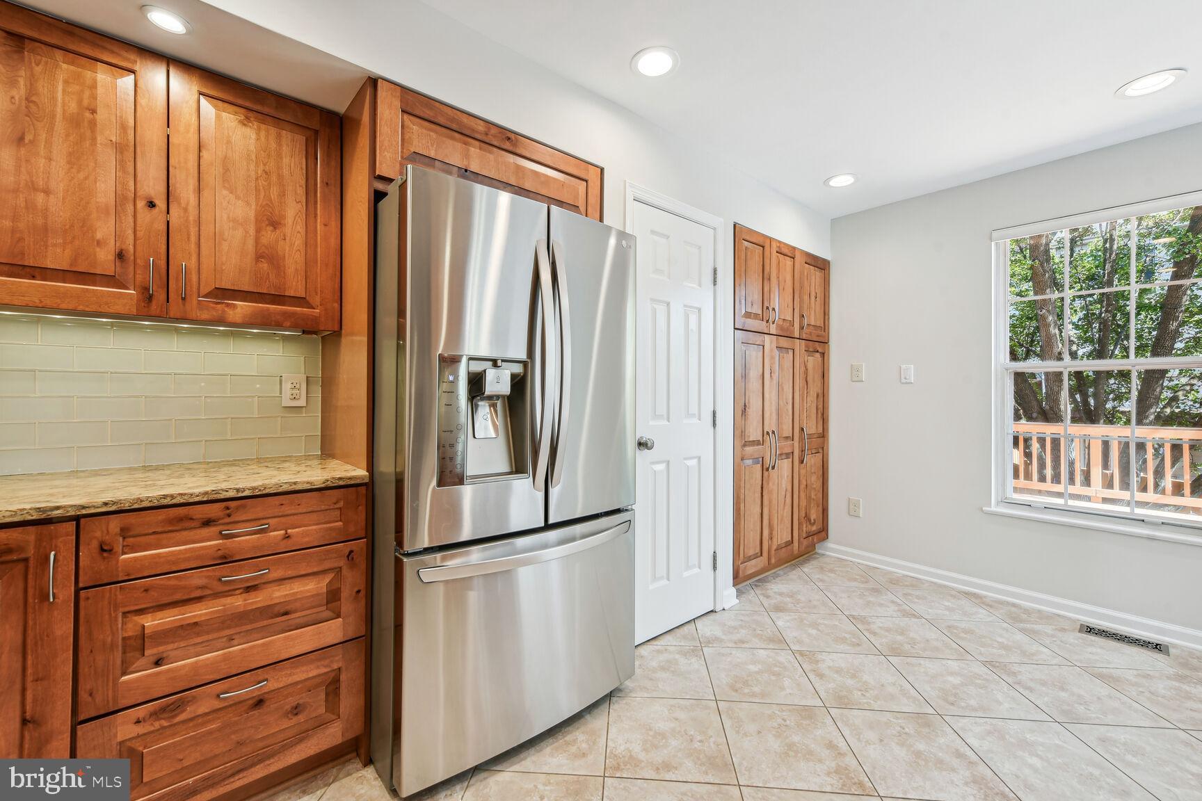 POTOMAC LAKES - Residential